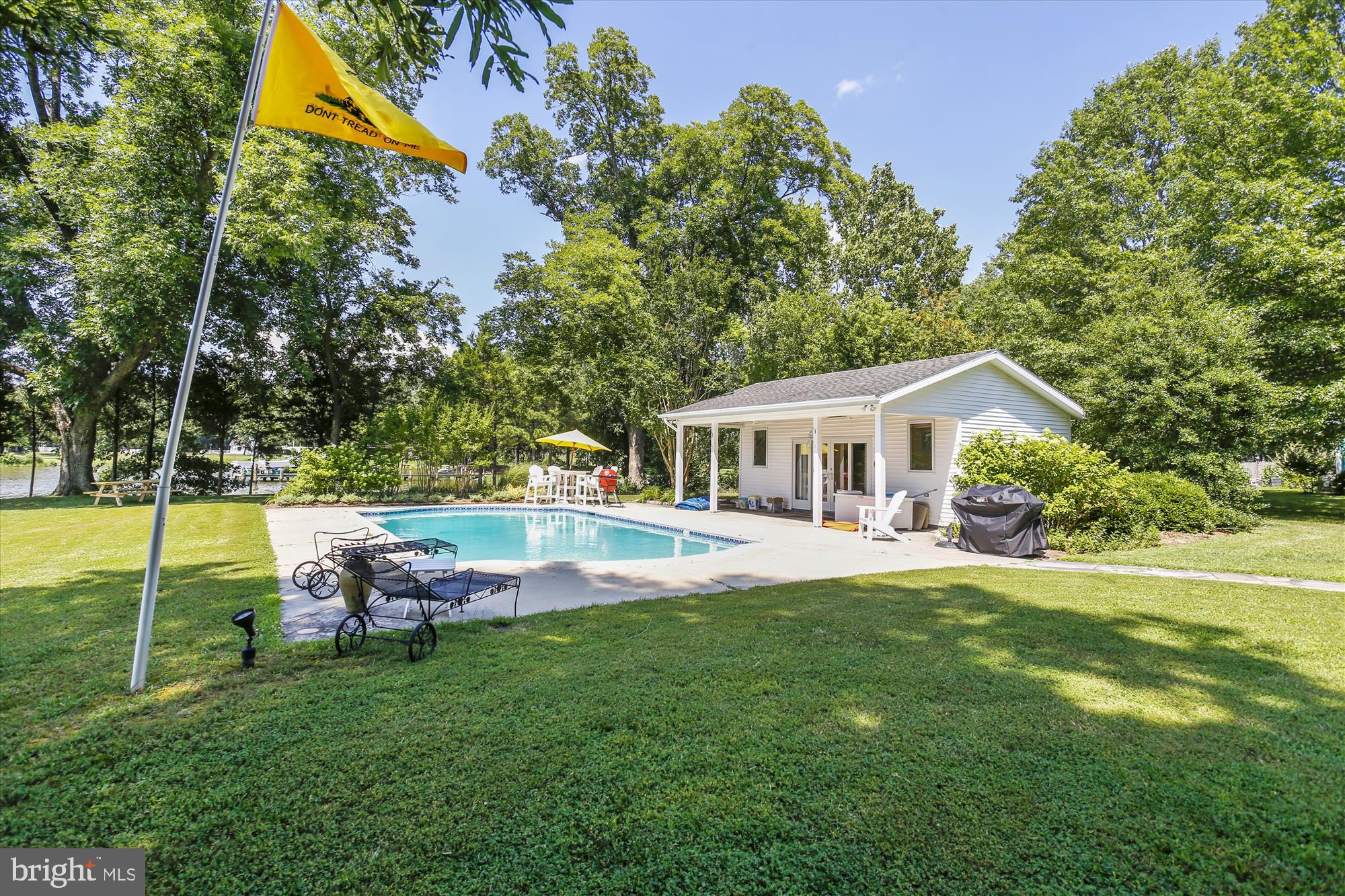 ROYAL OAK - Residential