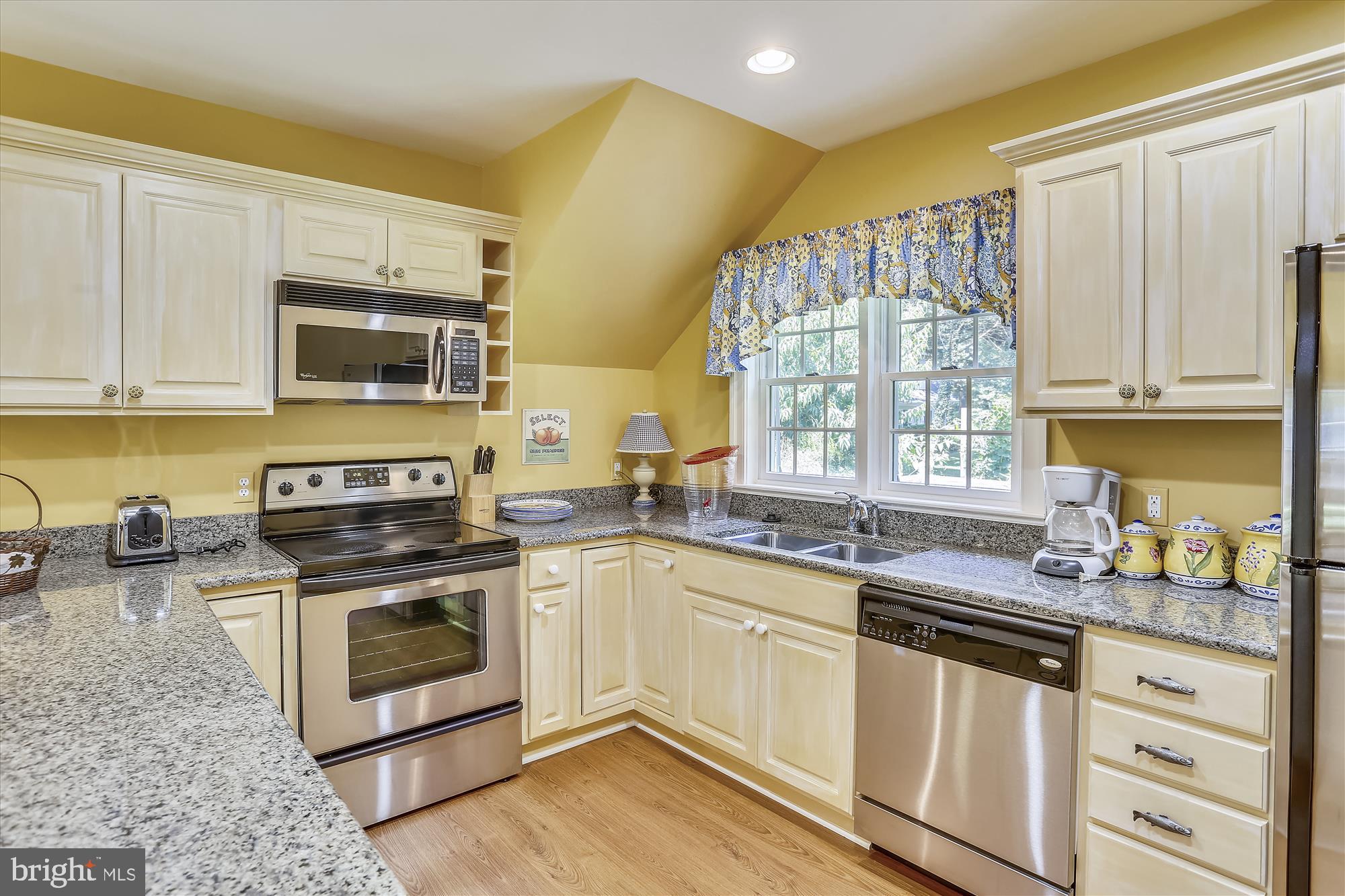 ROYAL OAK - Residential