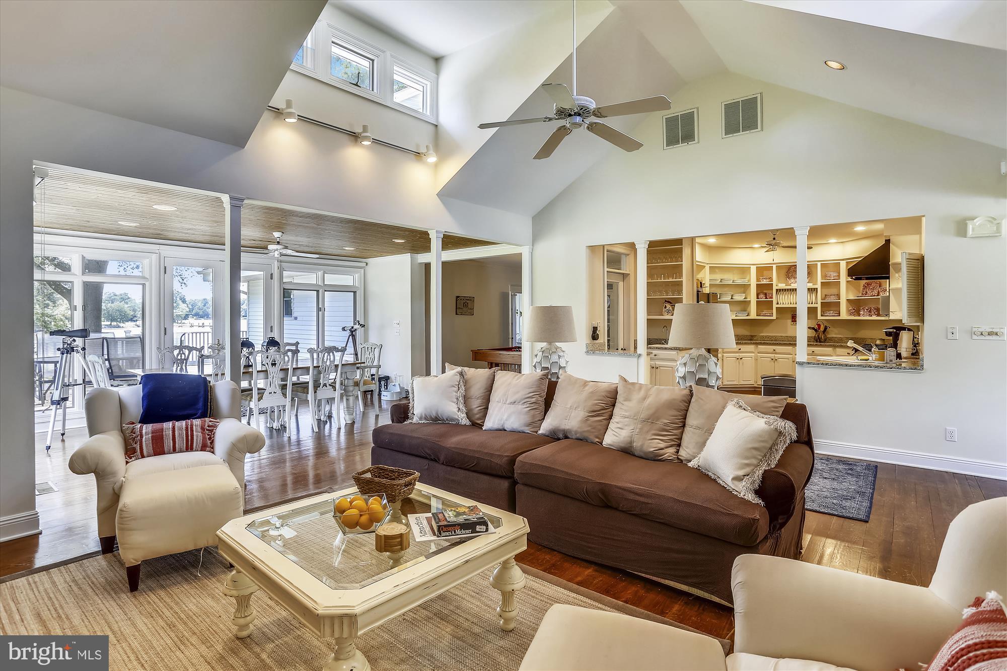 ROYAL OAK - Residential