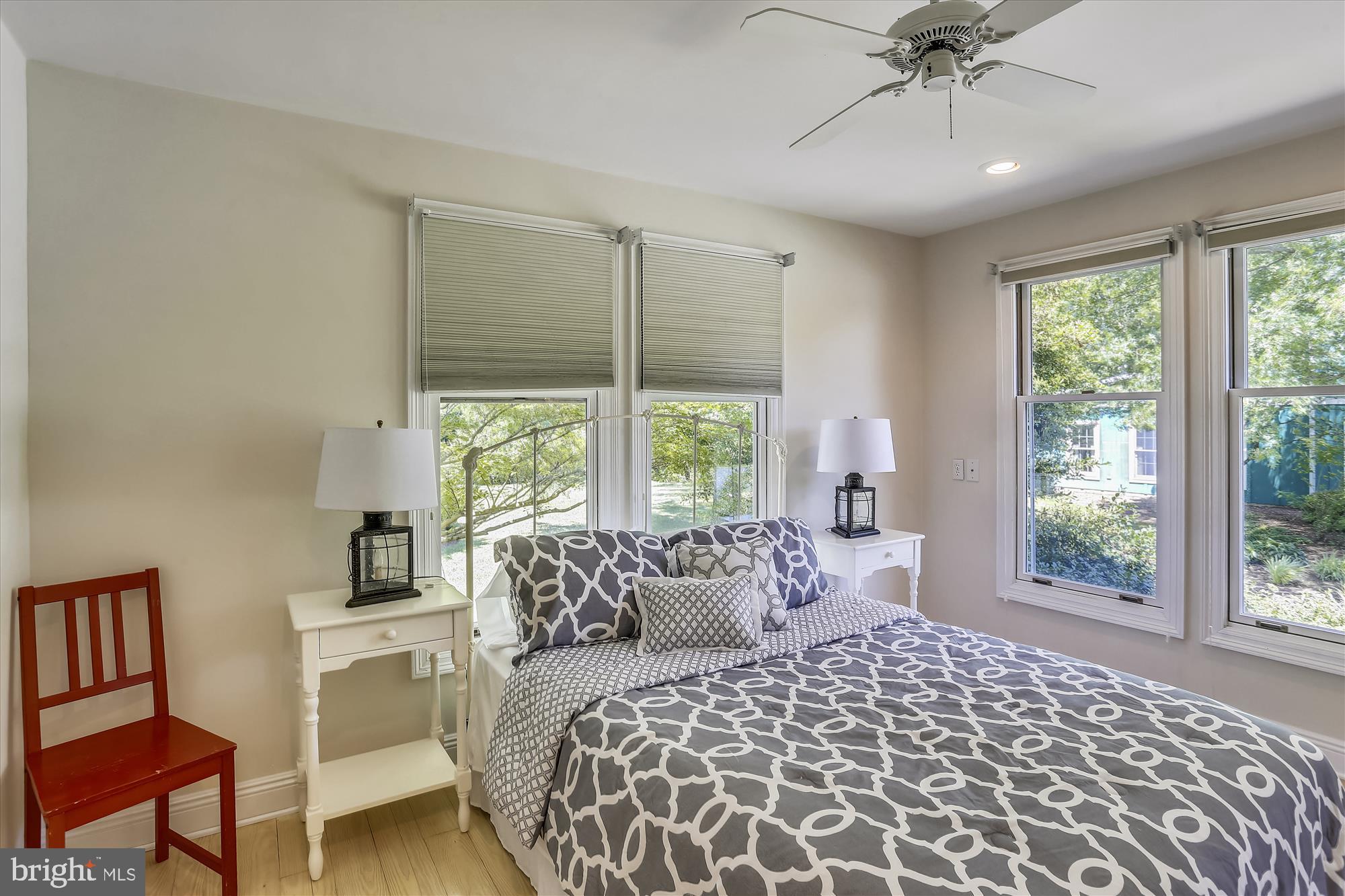 ROYAL OAK - Residential