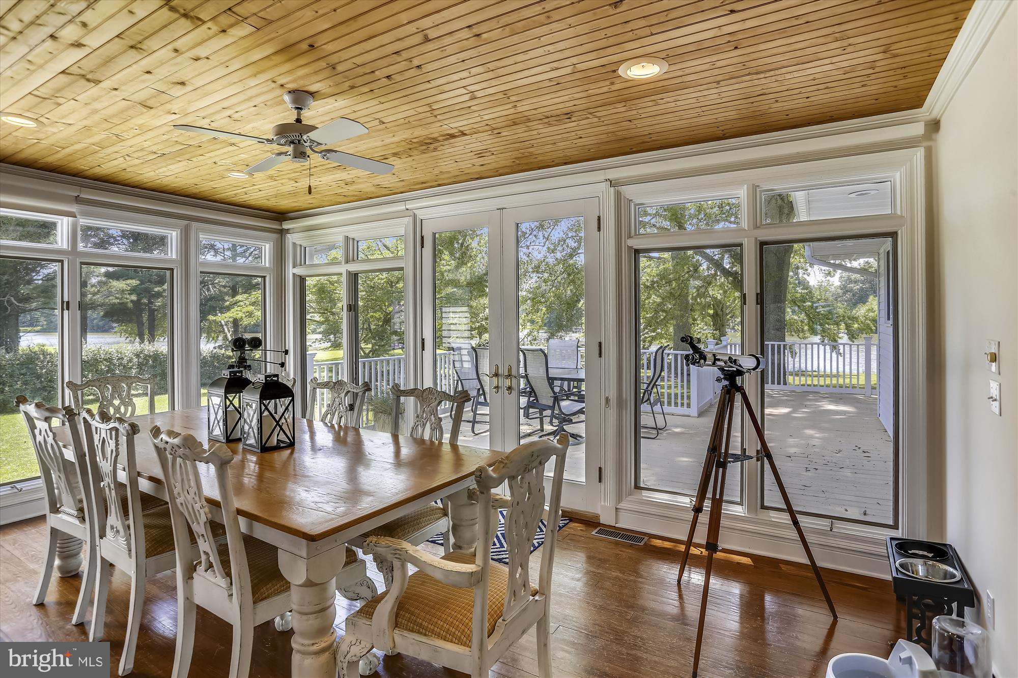 ROYAL OAK - Residential