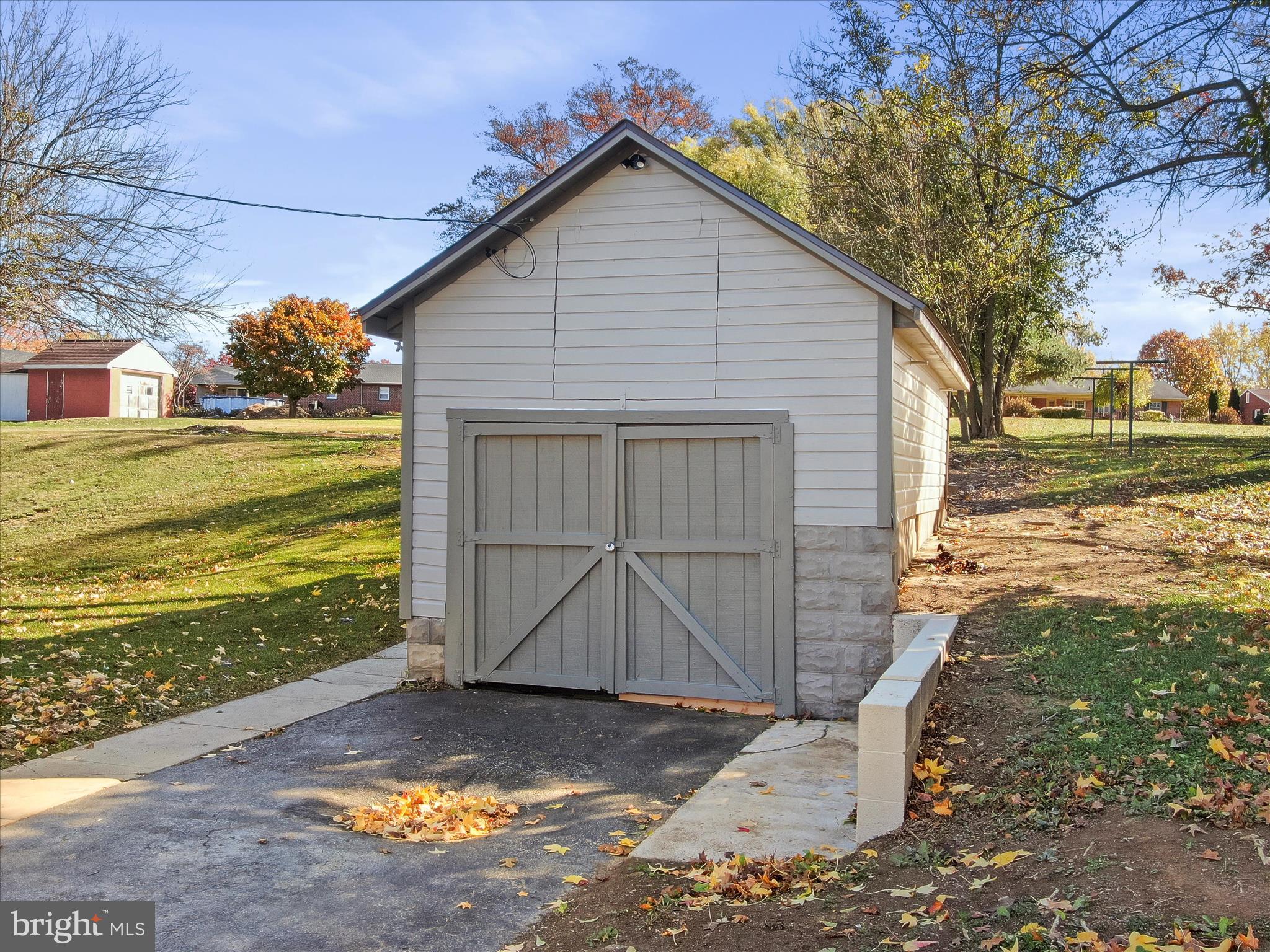 WAYNESBORO TWP - Residential