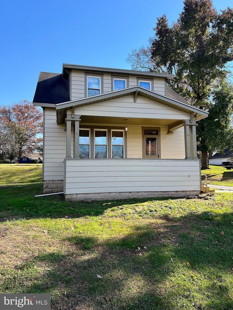 Photo of 13082 Welty Rd, WAYNESBORO, PA 17268 (MLS # PAFL2031016)