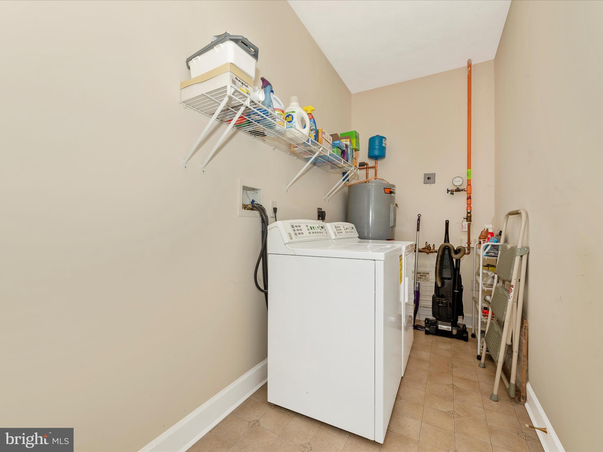 CORTLAND MANOR - Residential