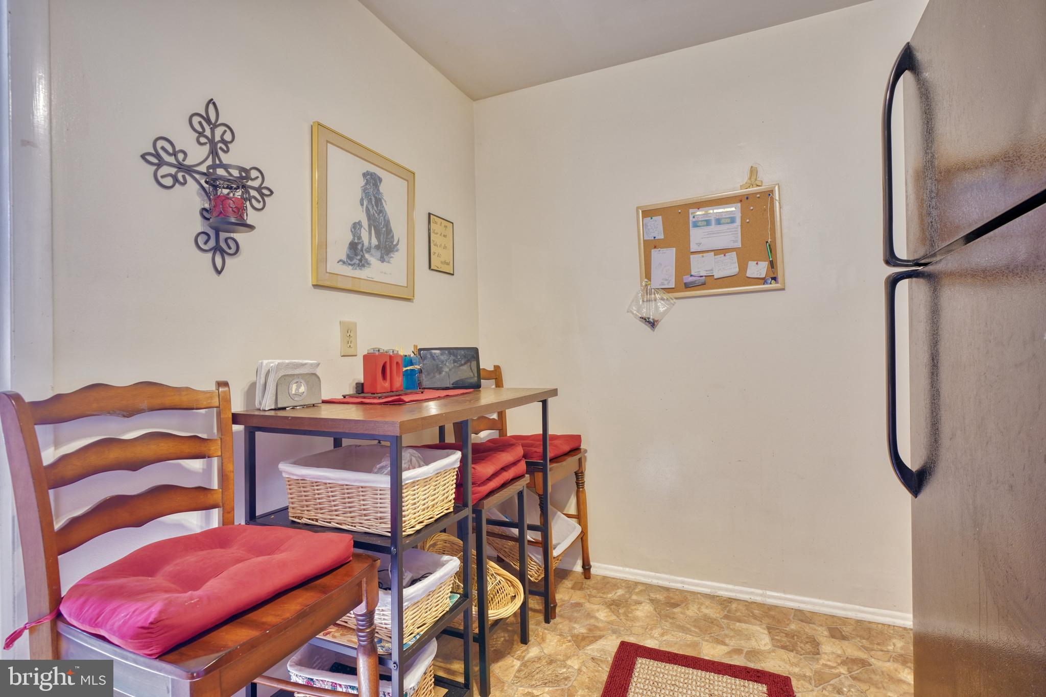 HICKORY HILLS CONDOMINIUMS - Residential