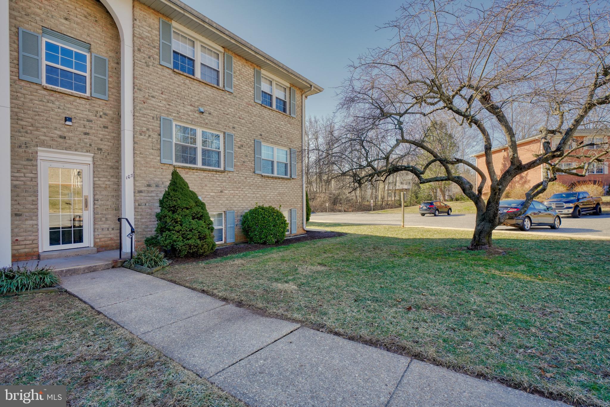 HICKORY HILLS CONDOMINIUMS - Residential