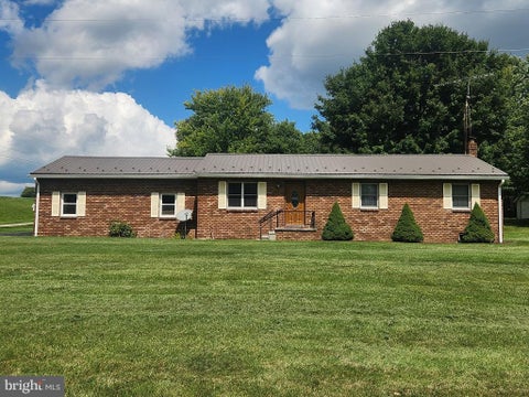Homes For Sale - 72 High Rock Road<br/> HANOVER, PA 17331
