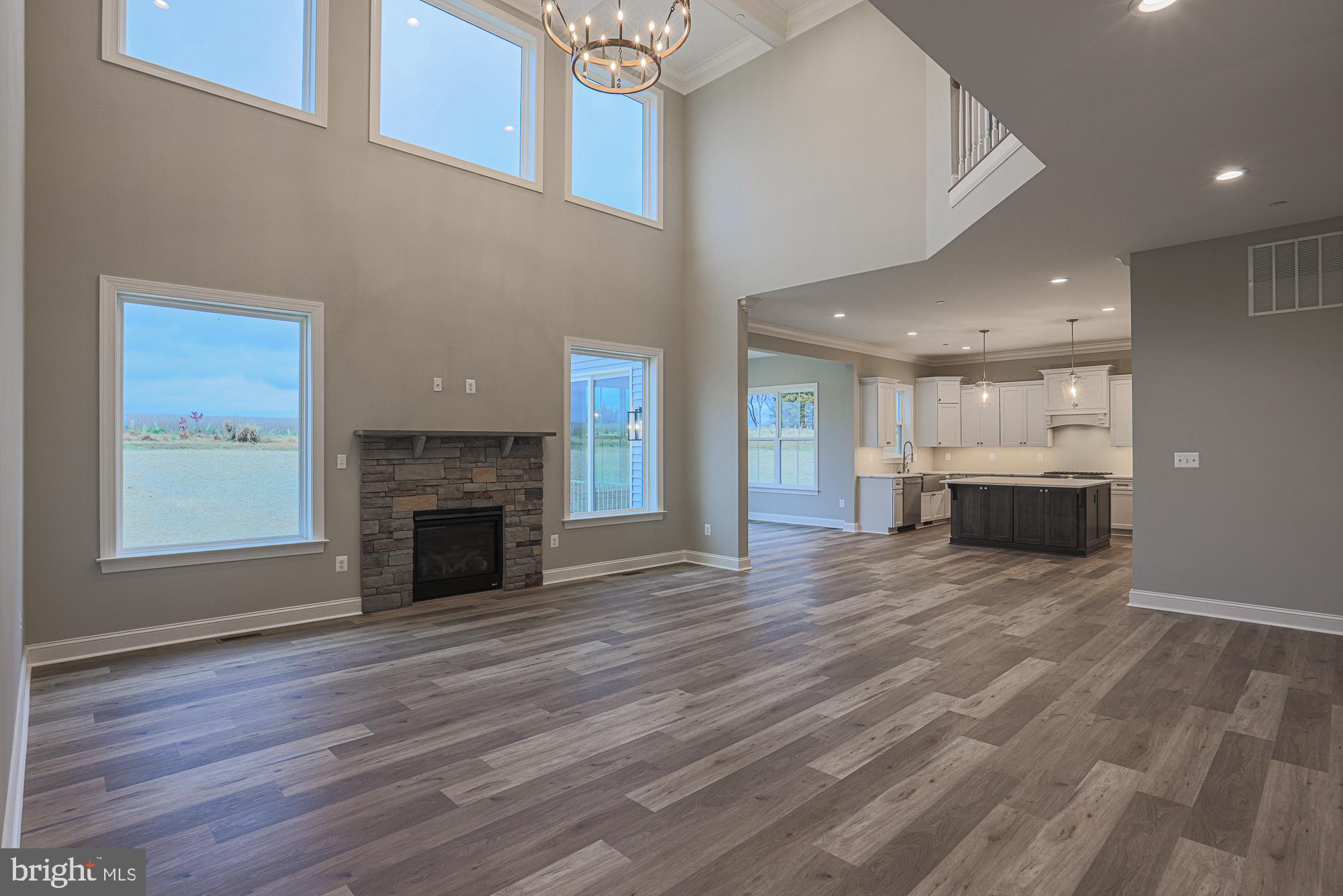 2208 ARDEN DRIVE