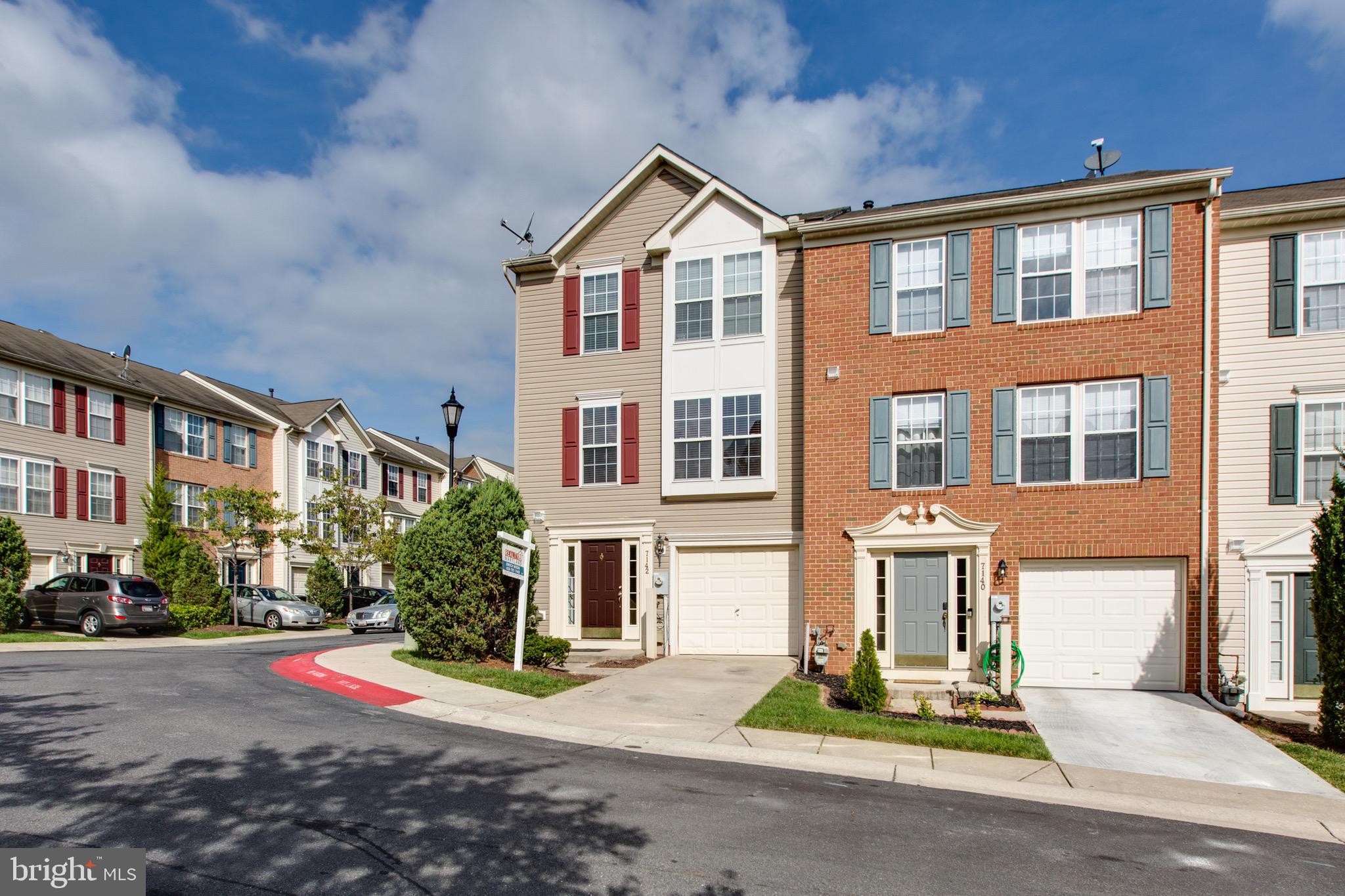 VILLAGE TOWNS - Residential