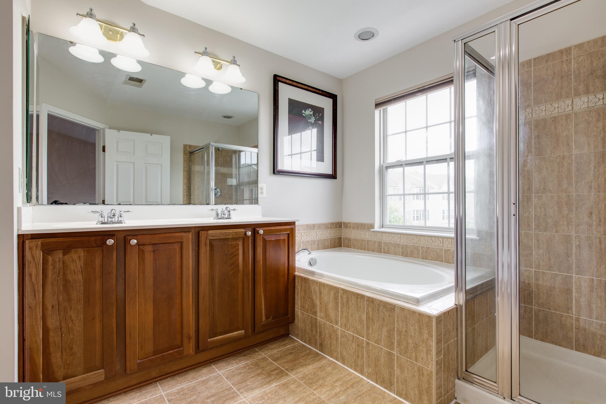 VILLAGE TOWNS - Residential