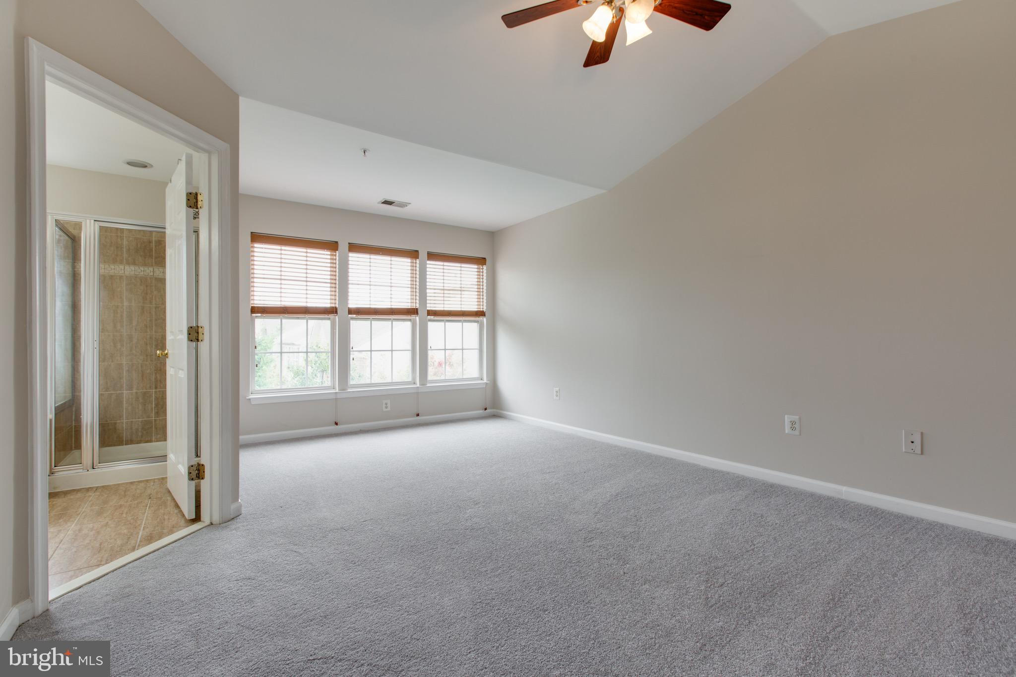 VILLAGE TOWNS - Residential