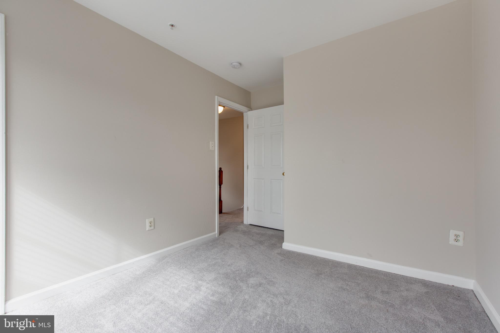 VILLAGE TOWNS - Residential