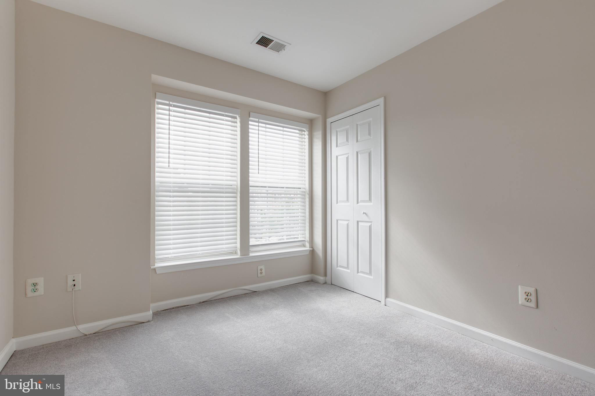 VILLAGE TOWNS - Residential