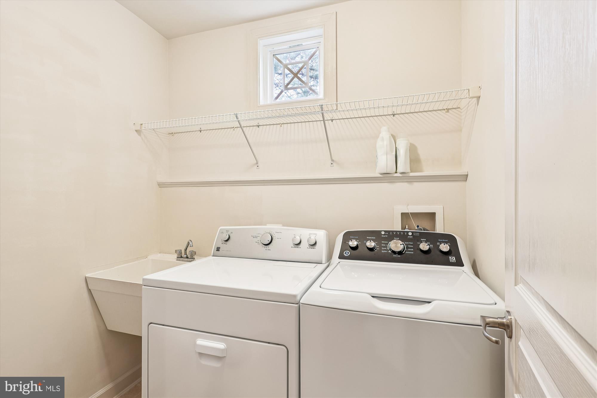 SULLIVANS RETREAT - Residential