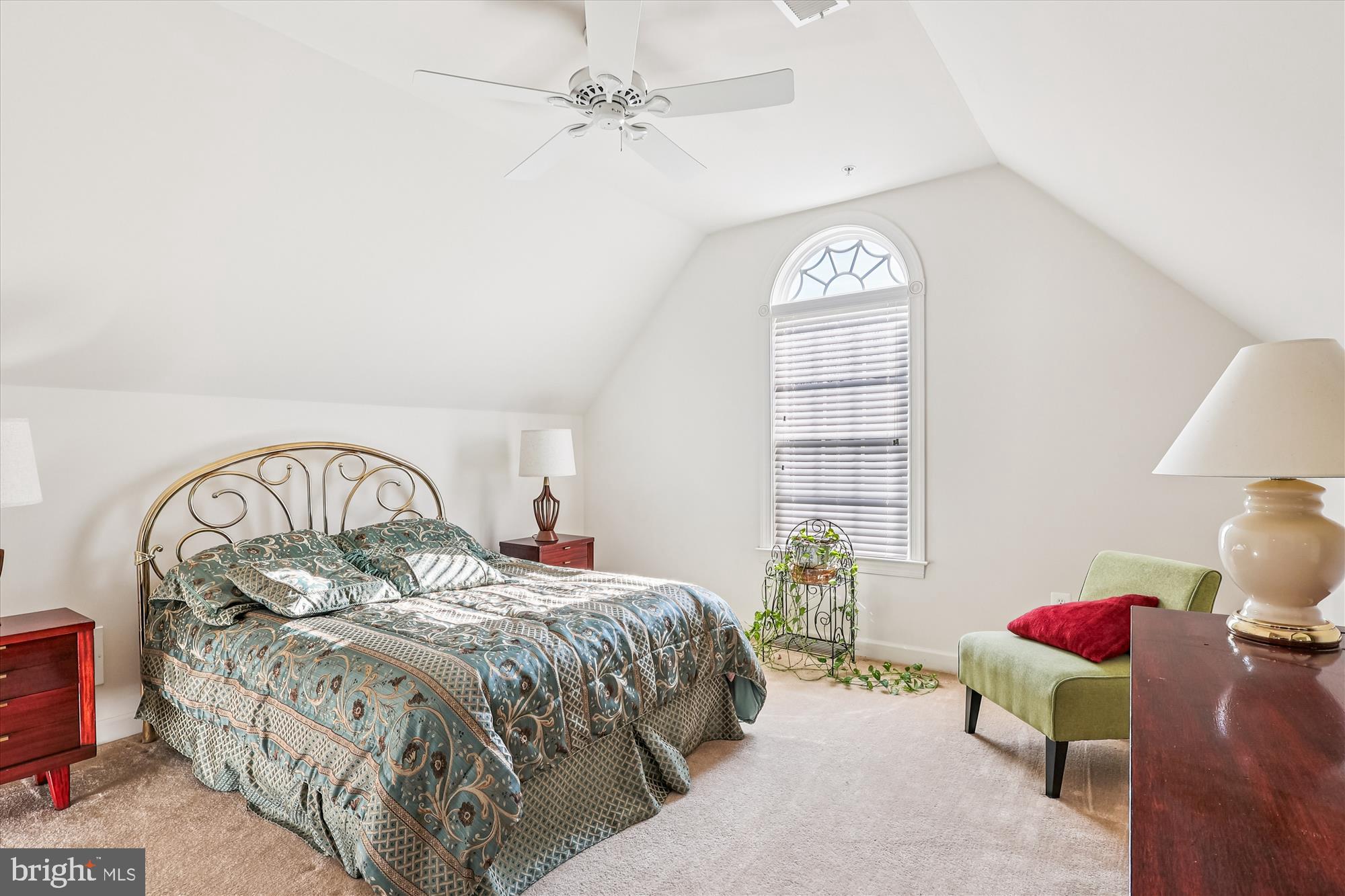 SULLIVANS RETREAT - Residential