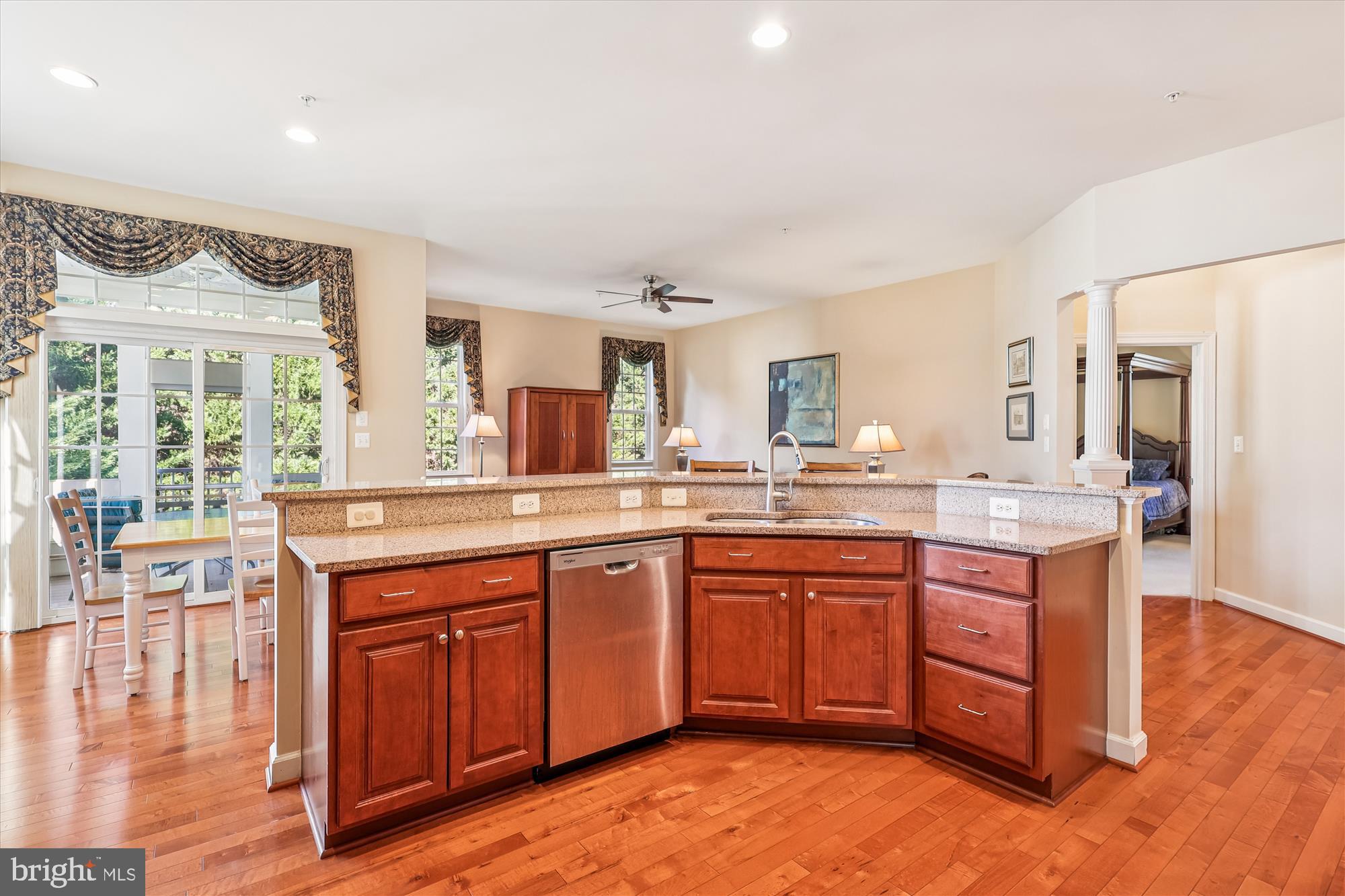 SULLIVANS RETREAT - Residential