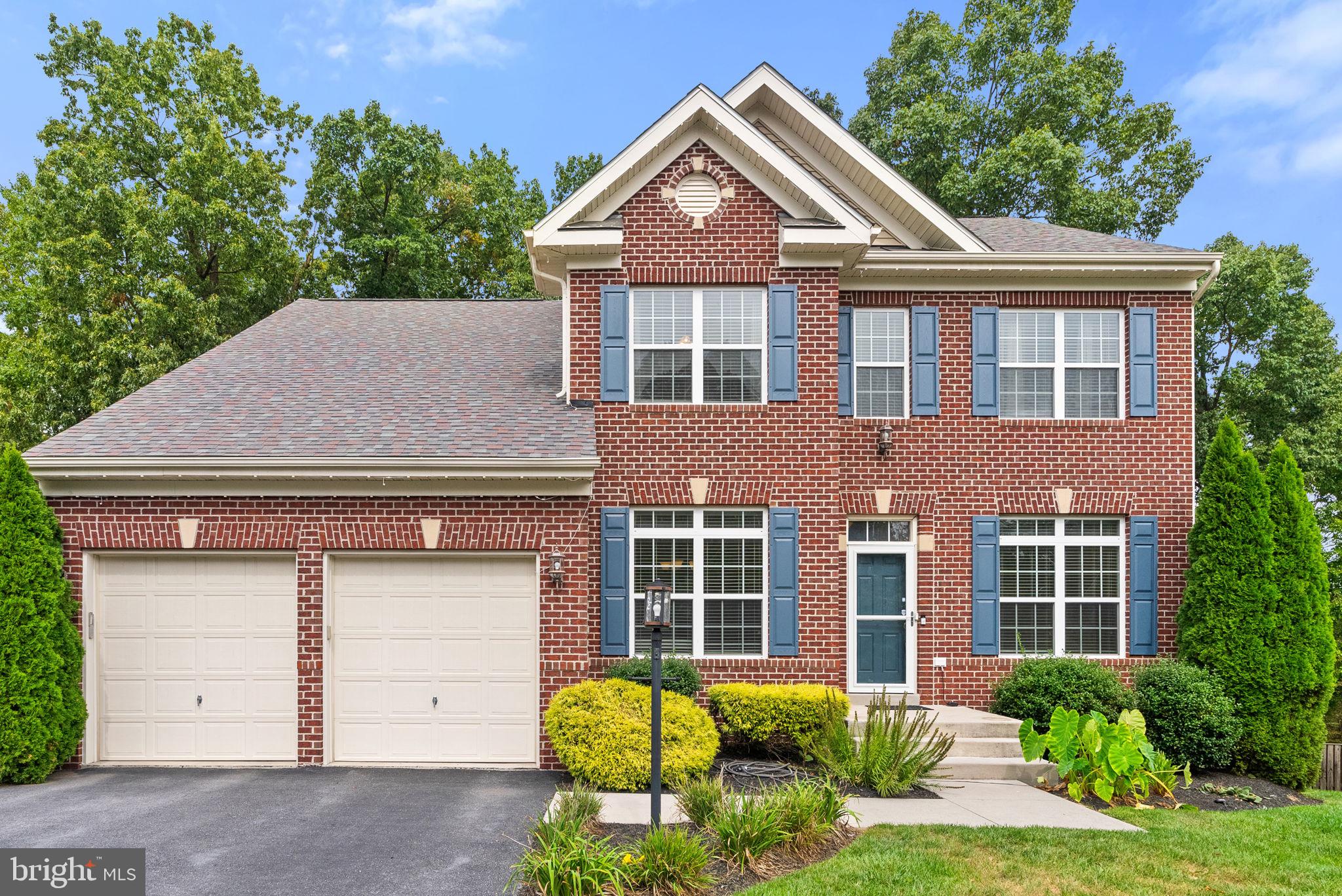 BROOKFIELD - Residential