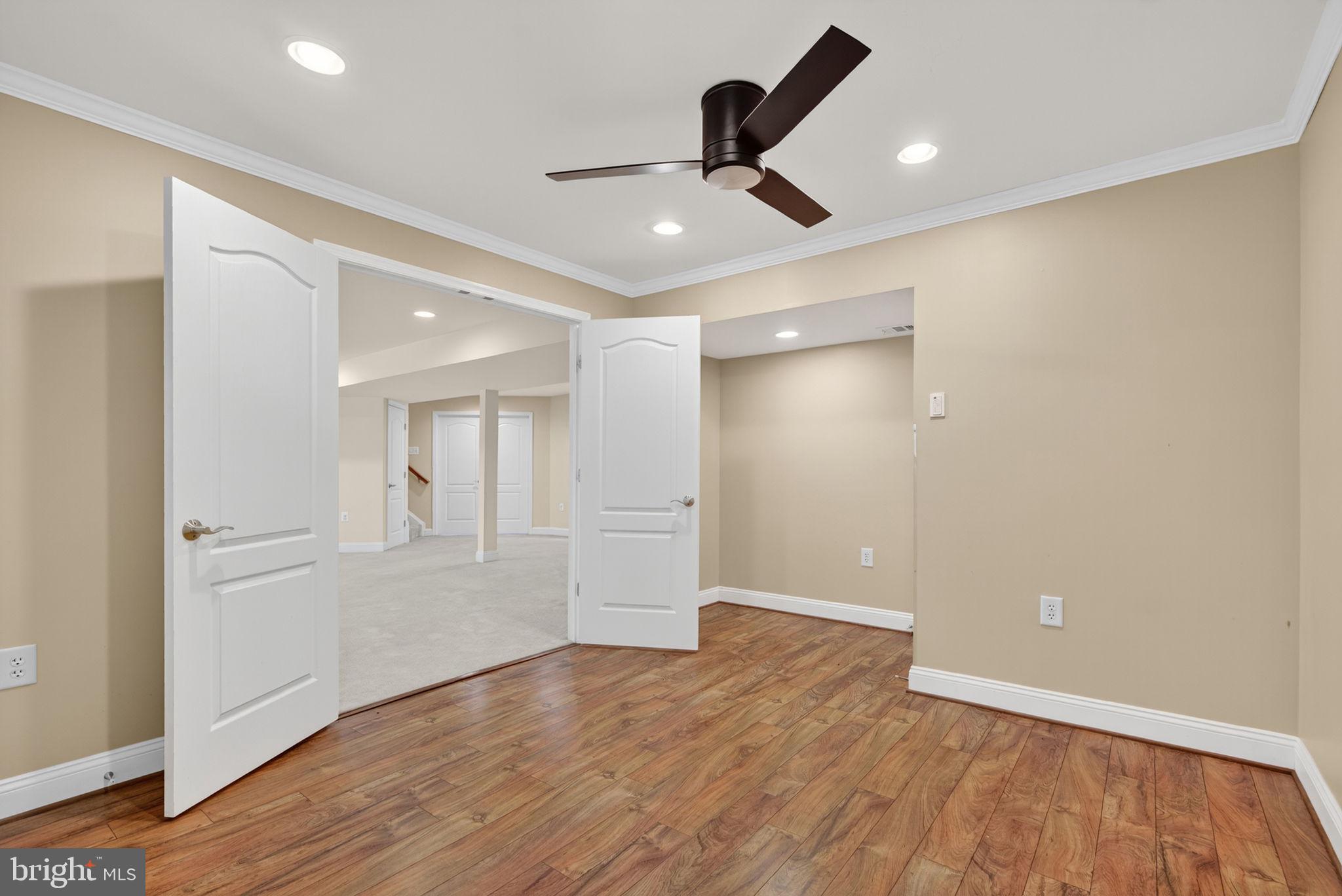 BROOKFIELD - Residential