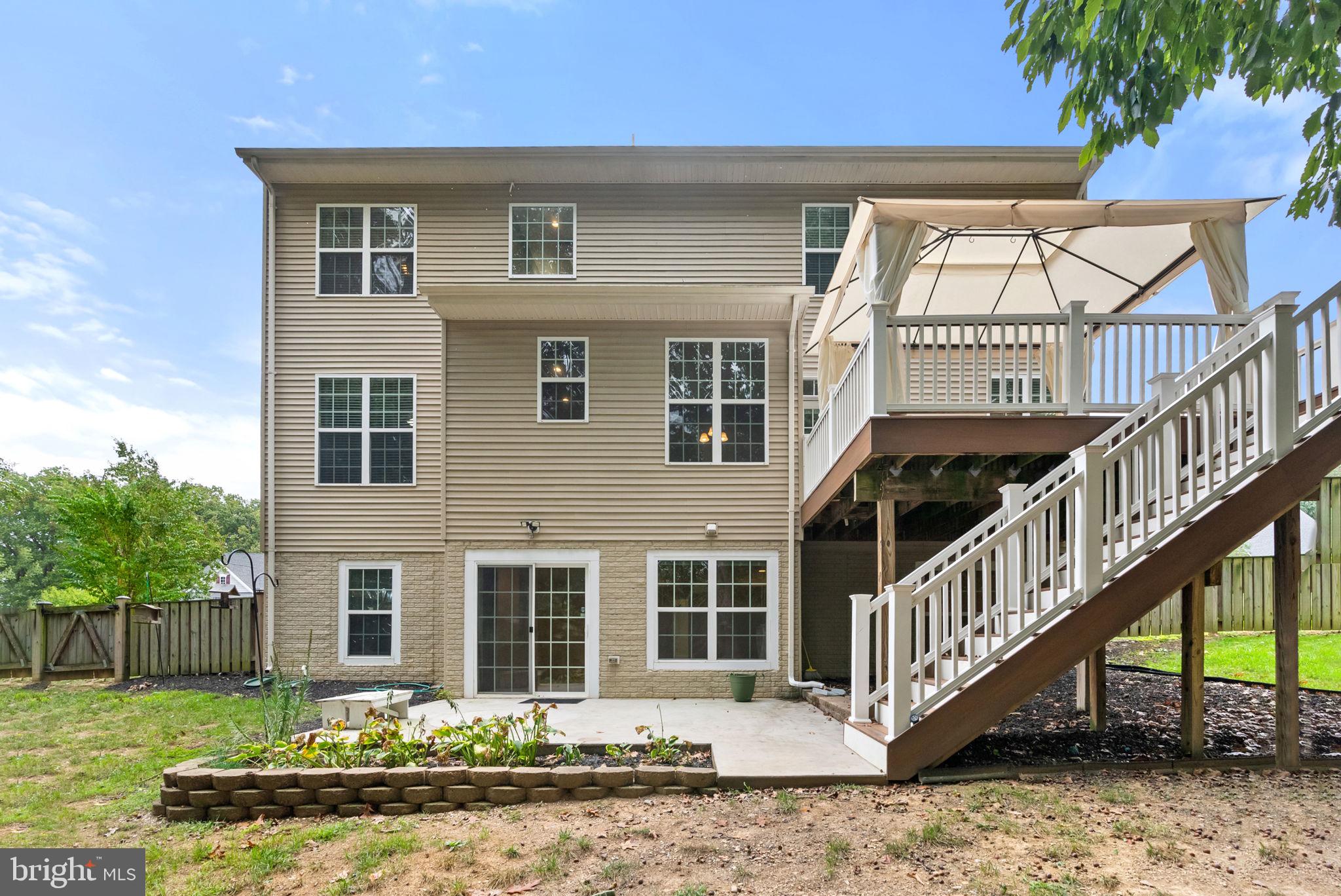 BROOKFIELD - Residential