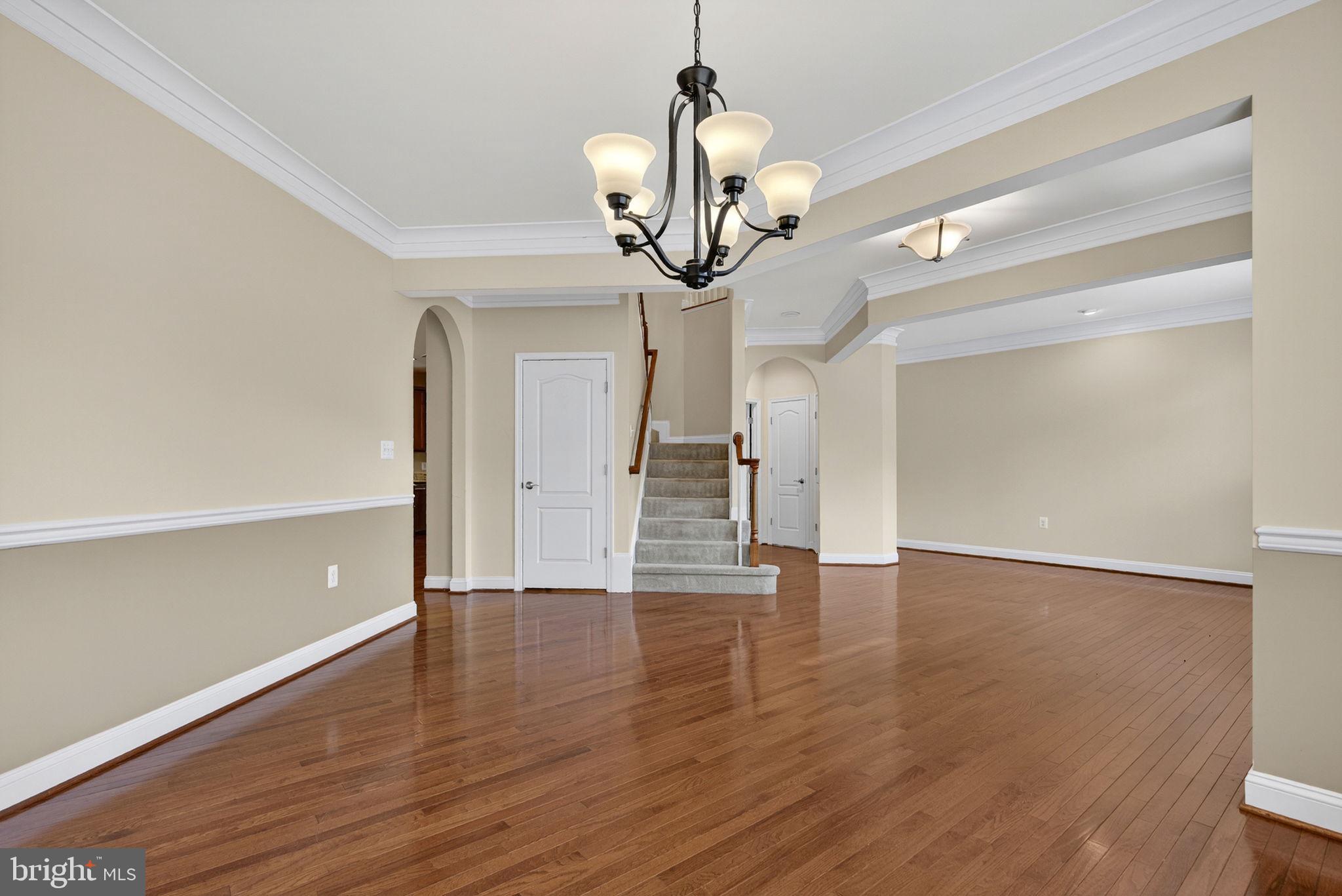 BROOKFIELD - Residential