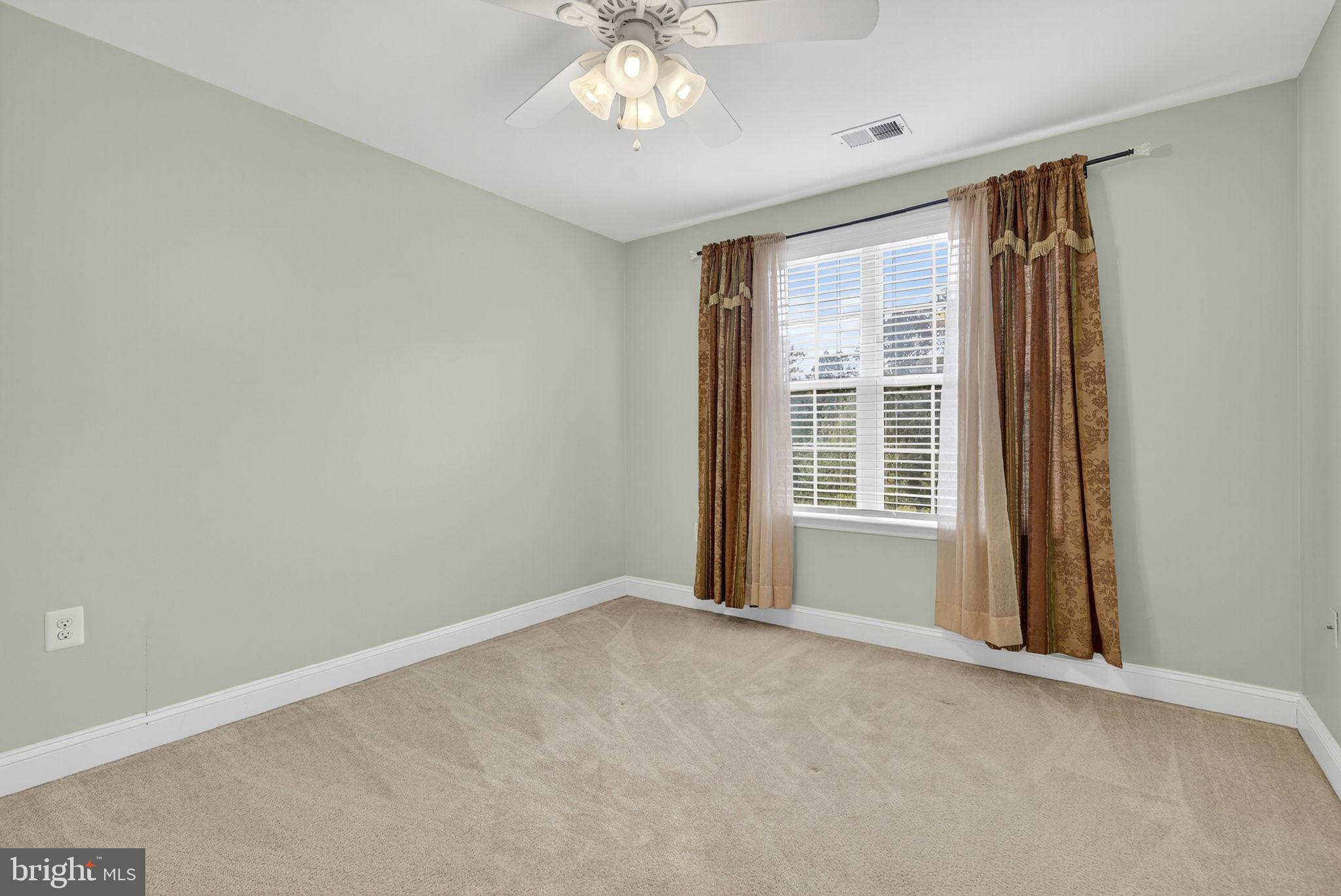 BROOKFIELD - Residential