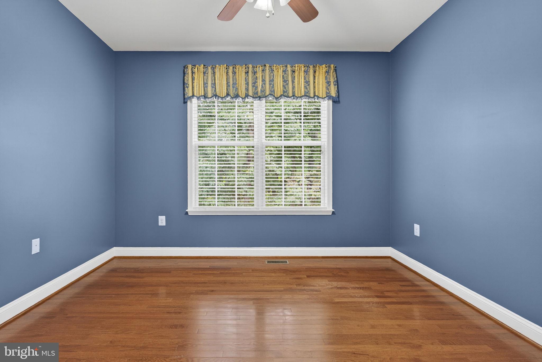 BROOKFIELD - Residential