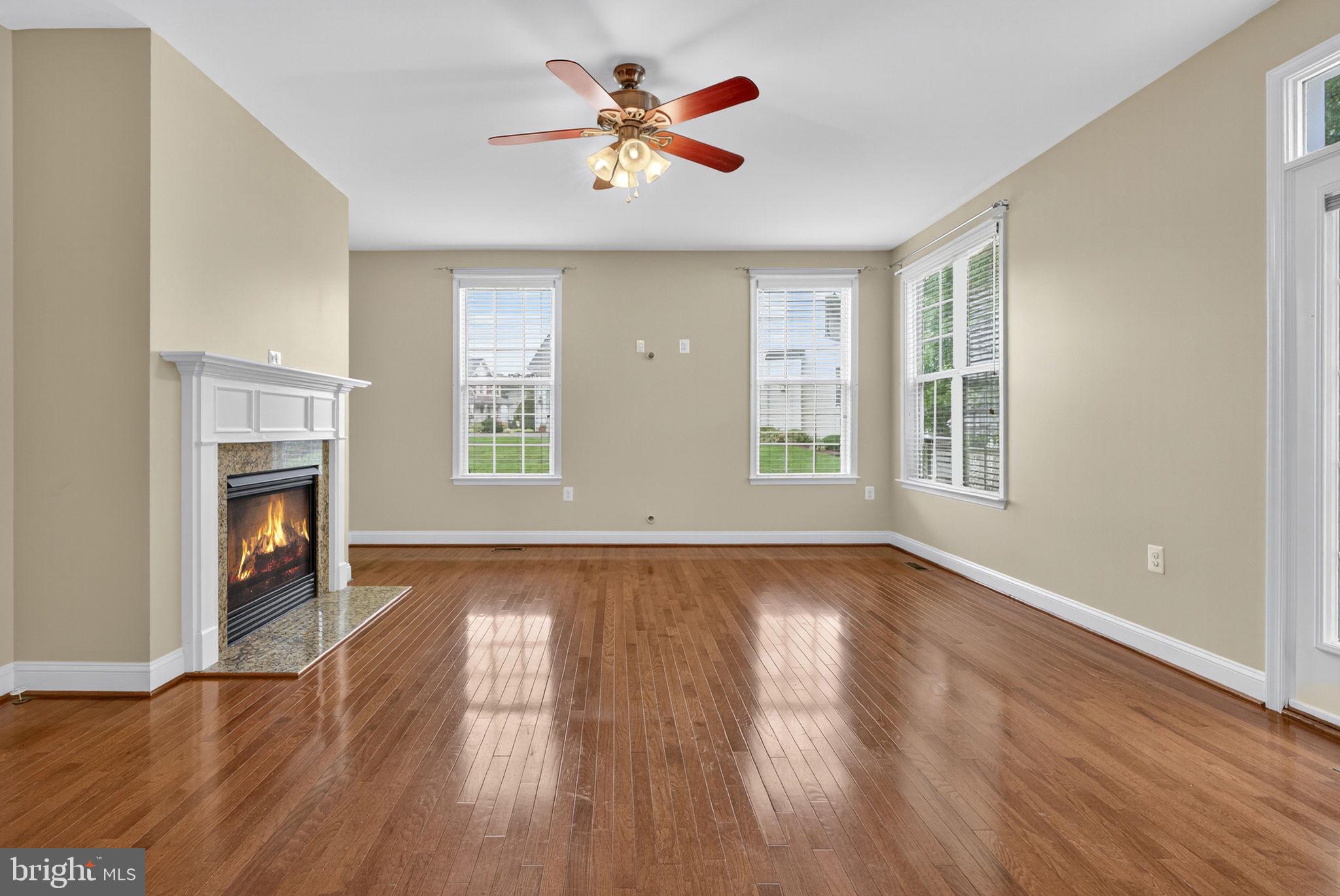 BROOKFIELD - Residential