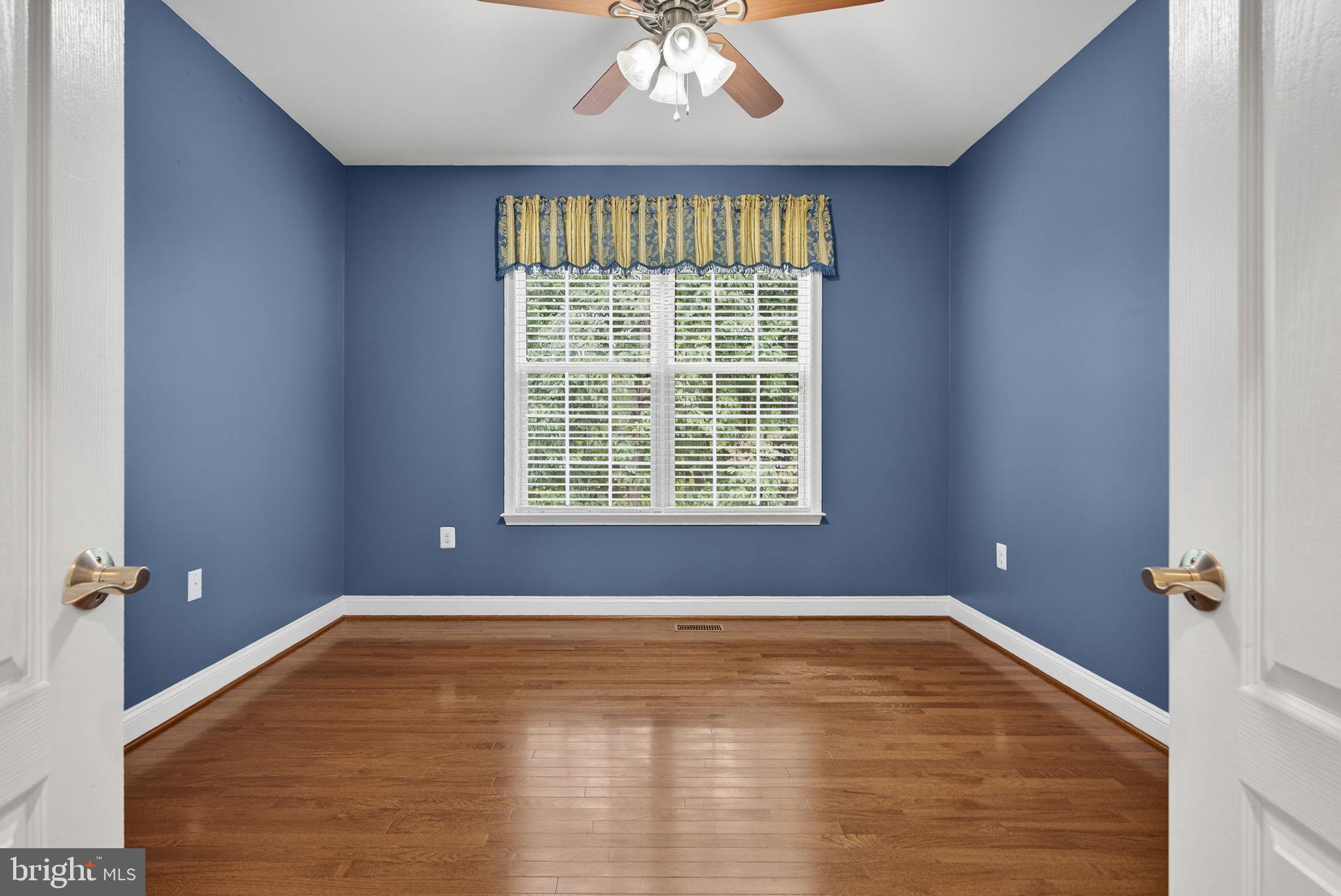 BROOKFIELD - Residential