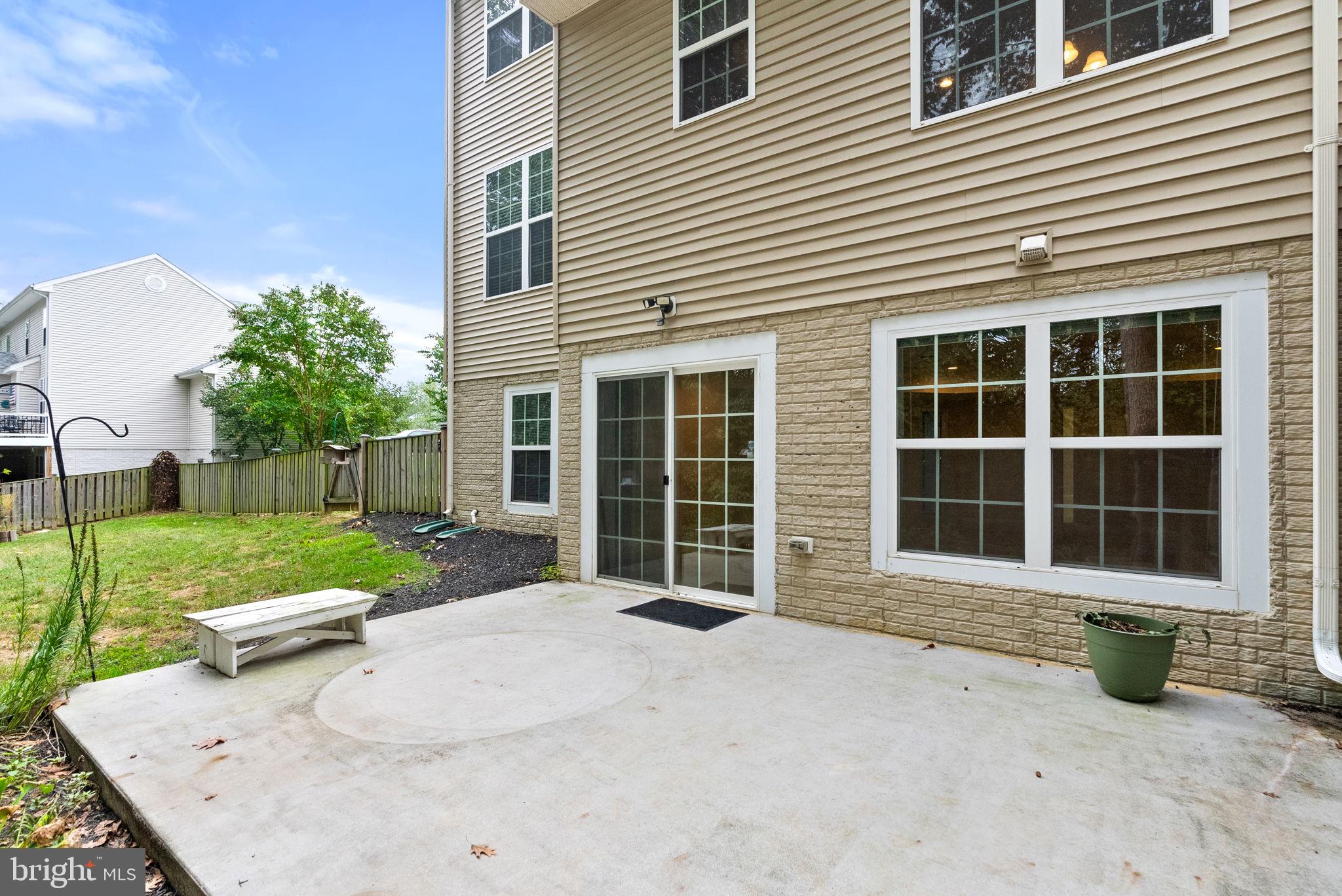 BROOKFIELD - Residential