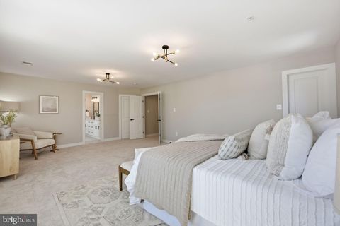 Tiny photo for 607 Burgundy Drive, ROCKVILLE, MD 20850 (MLS # MDMC2212350)