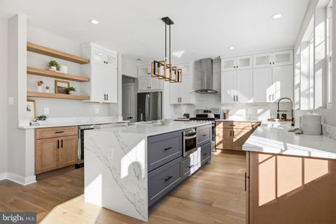Tiny photo for 607 Burgundy Drive, ROCKVILLE, MD 20850 (MLS # MDMC2212350)