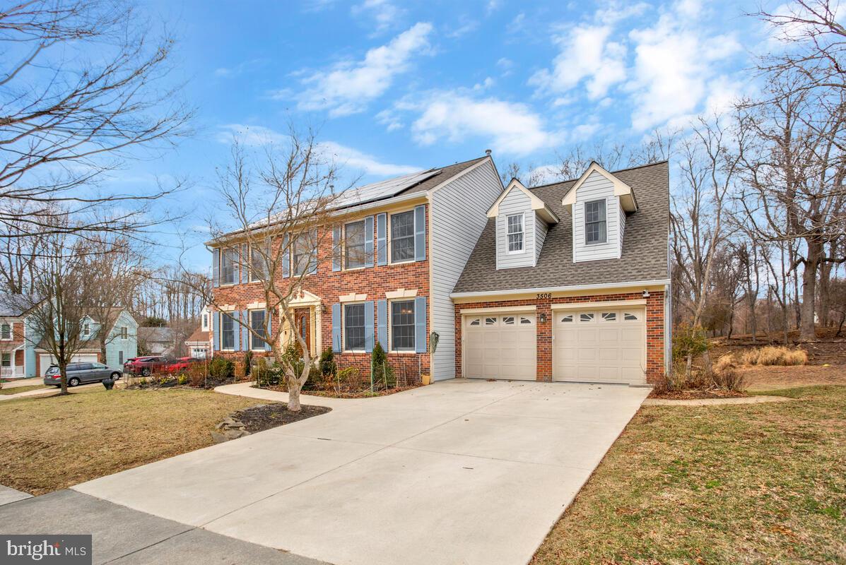 3506 GOLDEN HILL DRIVE