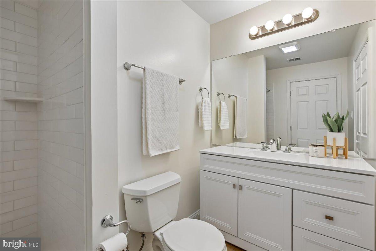 BRISTOL HOUSE - Residential