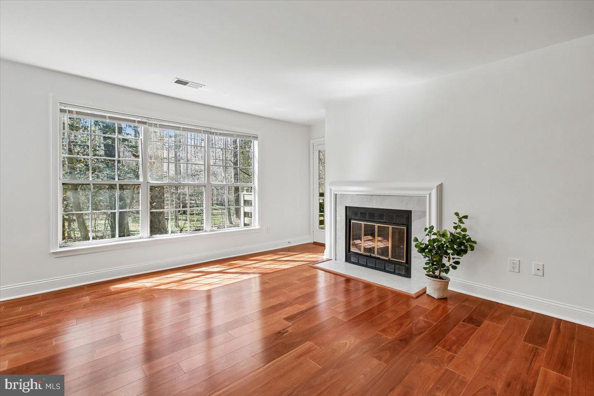 BRISTOL HOUSE - Residential