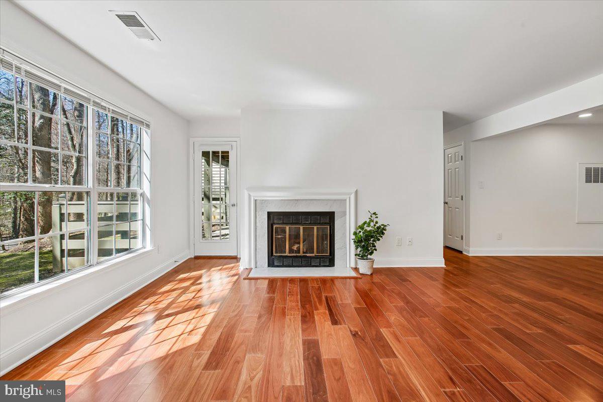 BRISTOL HOUSE - Residential