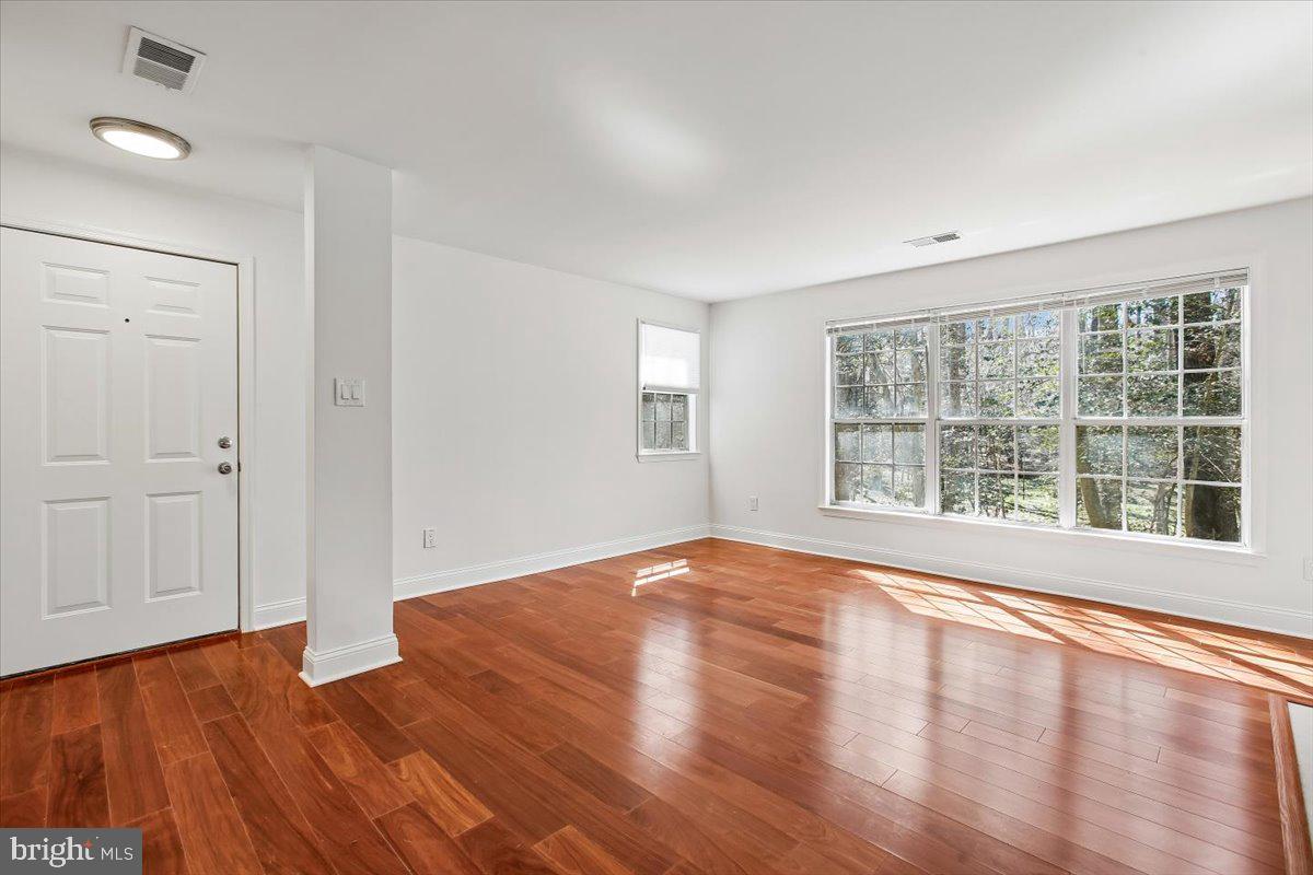 BRISTOL HOUSE - Residential