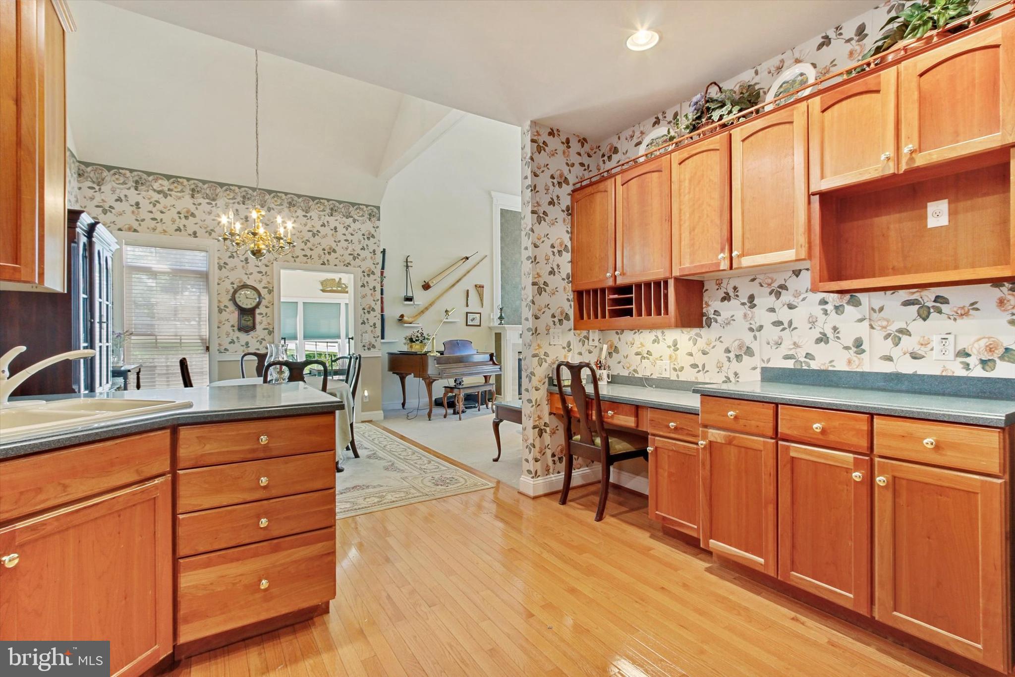 TURNBERRY GREEN - Residential