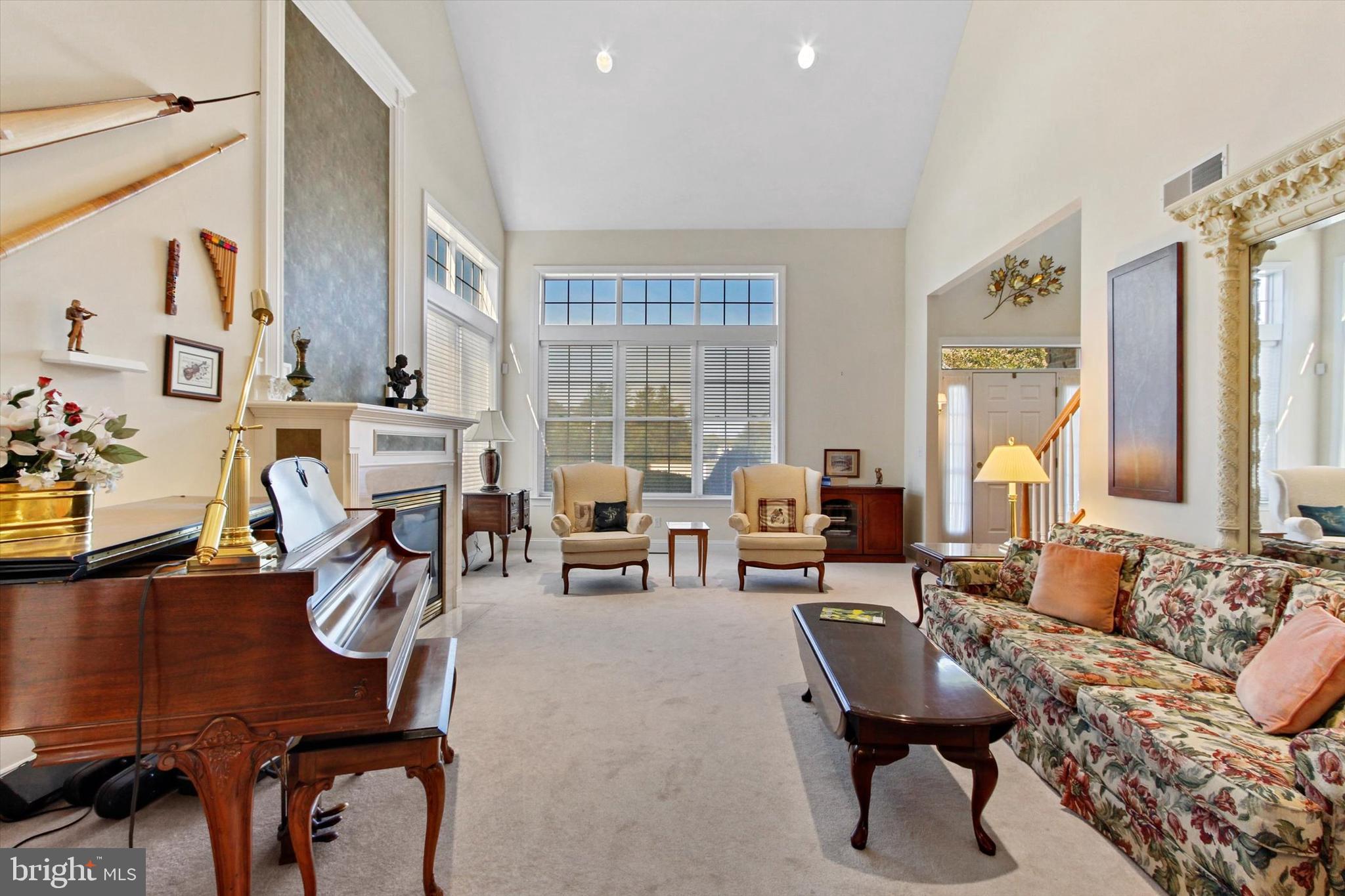 TURNBERRY GREEN - Residential