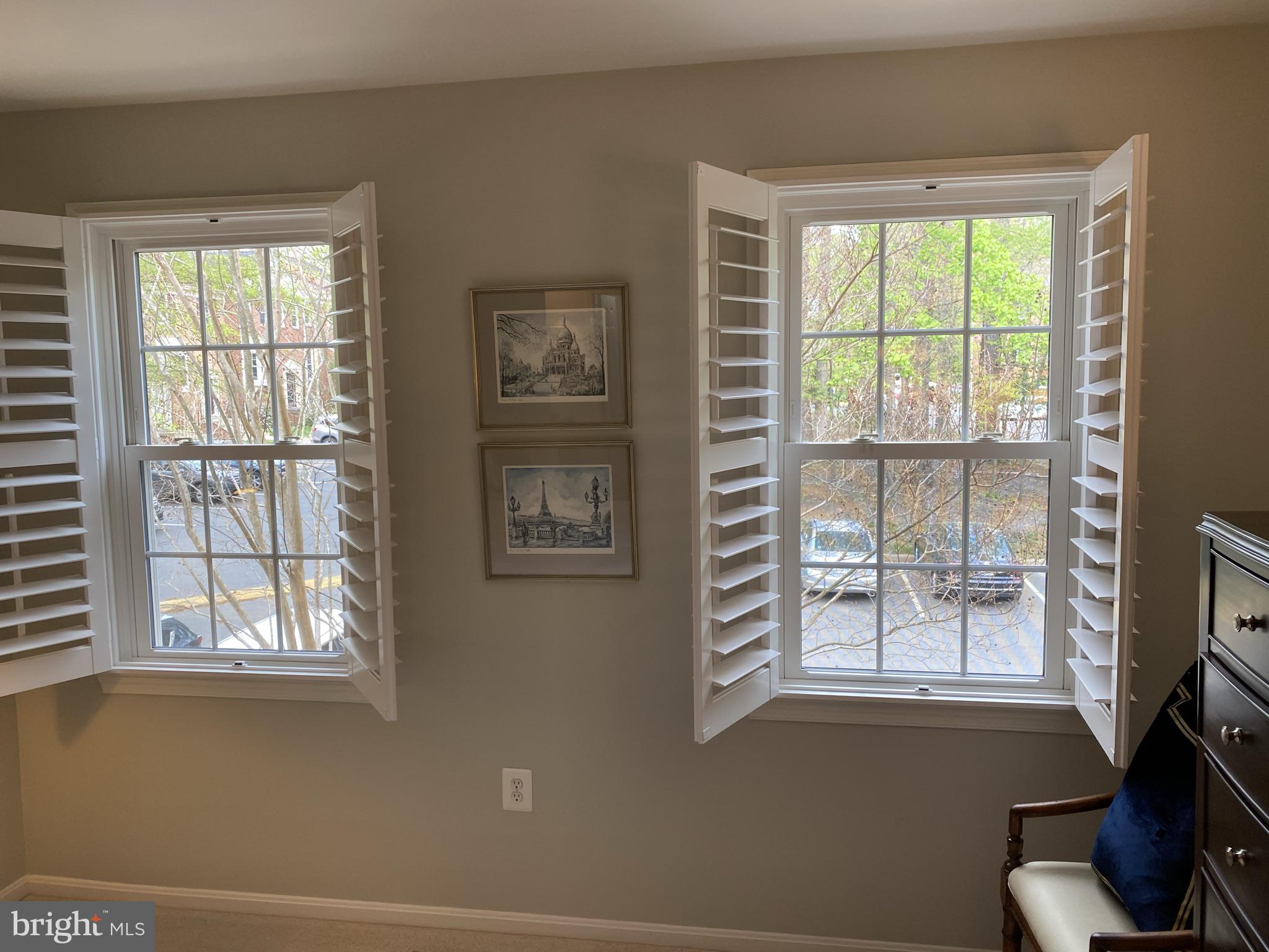 KINGS PARK WEST - Residential