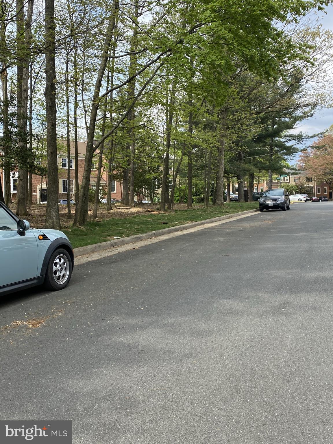 KINGS PARK WEST - Residential