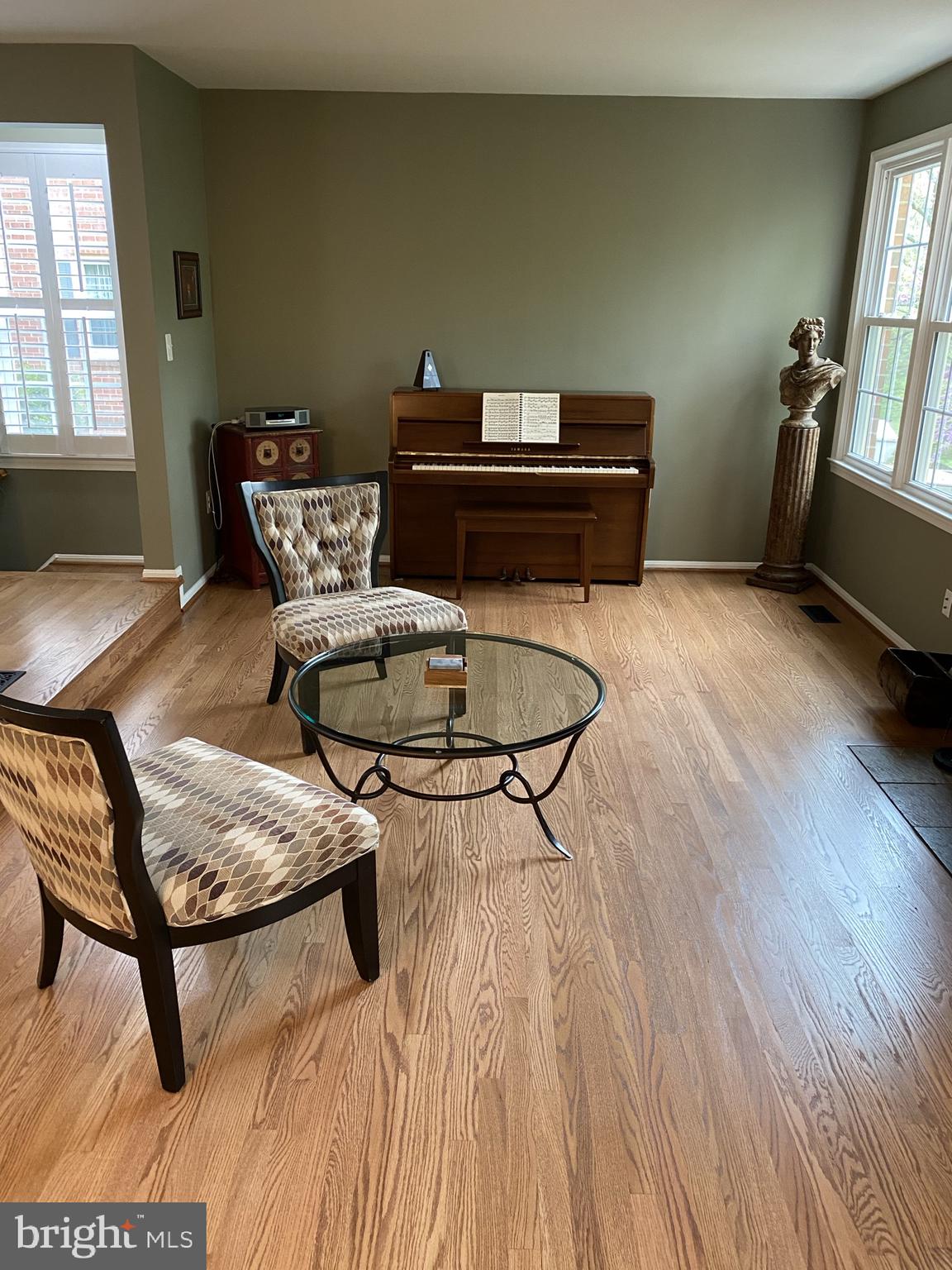 KINGS PARK WEST - Residential