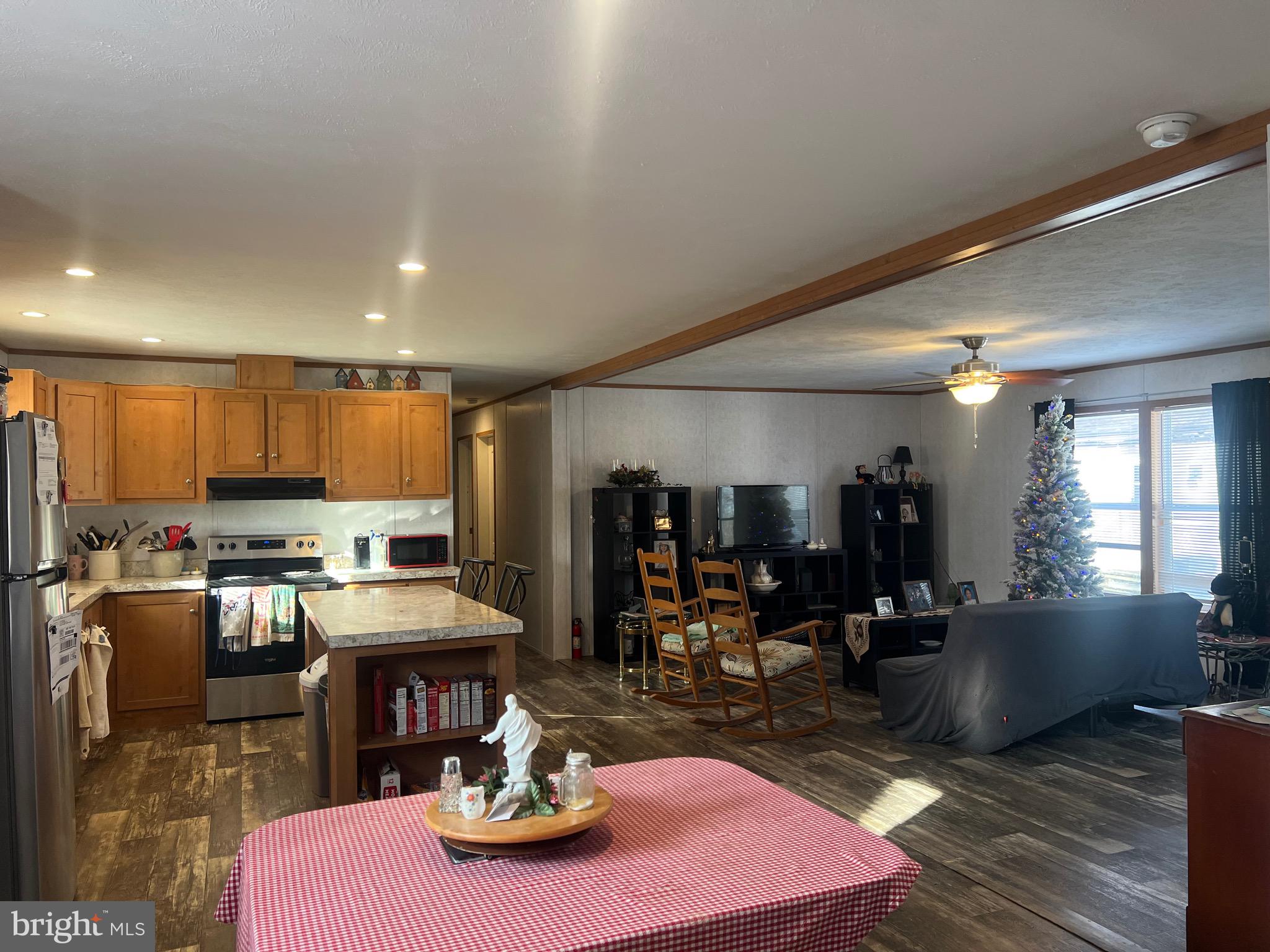 STONEY CHASE MHP - Residential