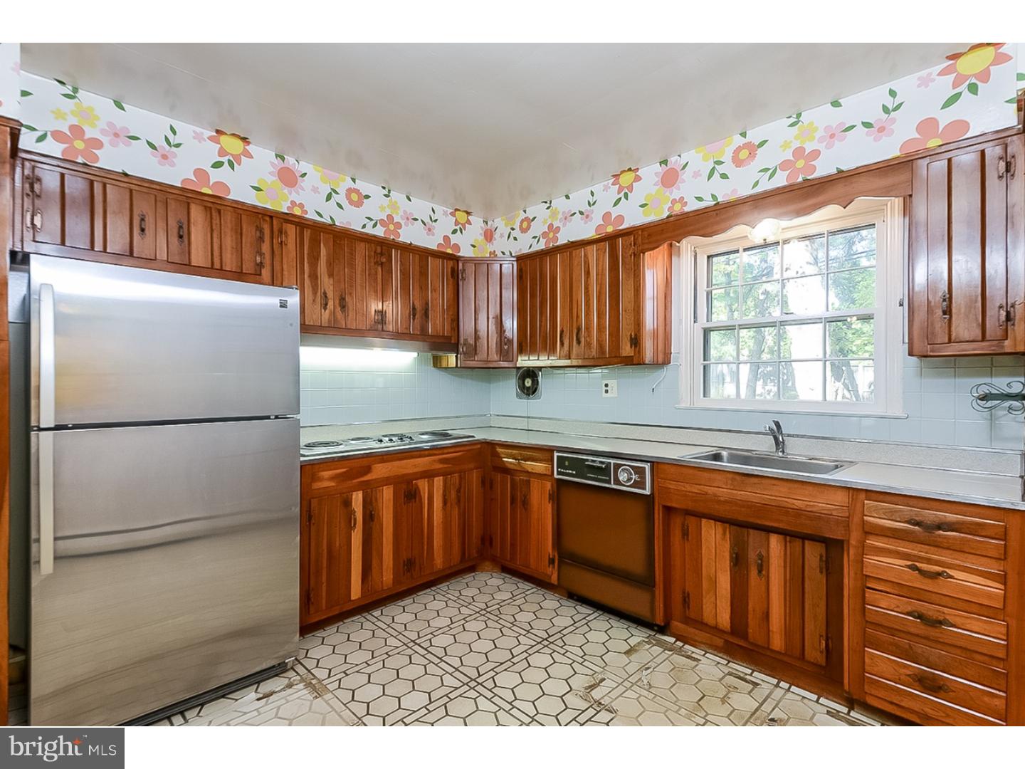 DEVON DOWNS - Residential
