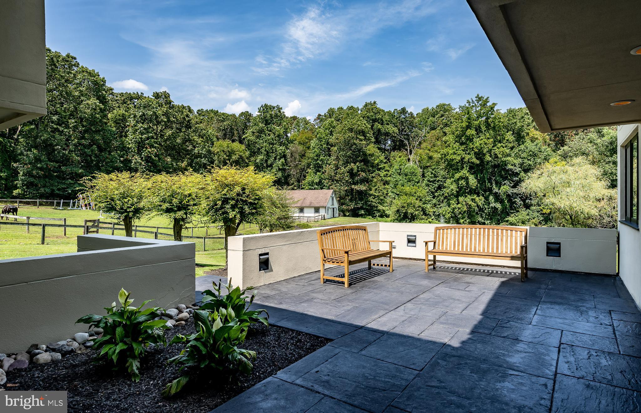 ASHFORD - Residential