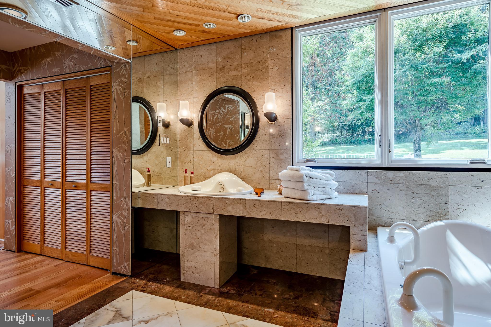 ASHFORD - Residential