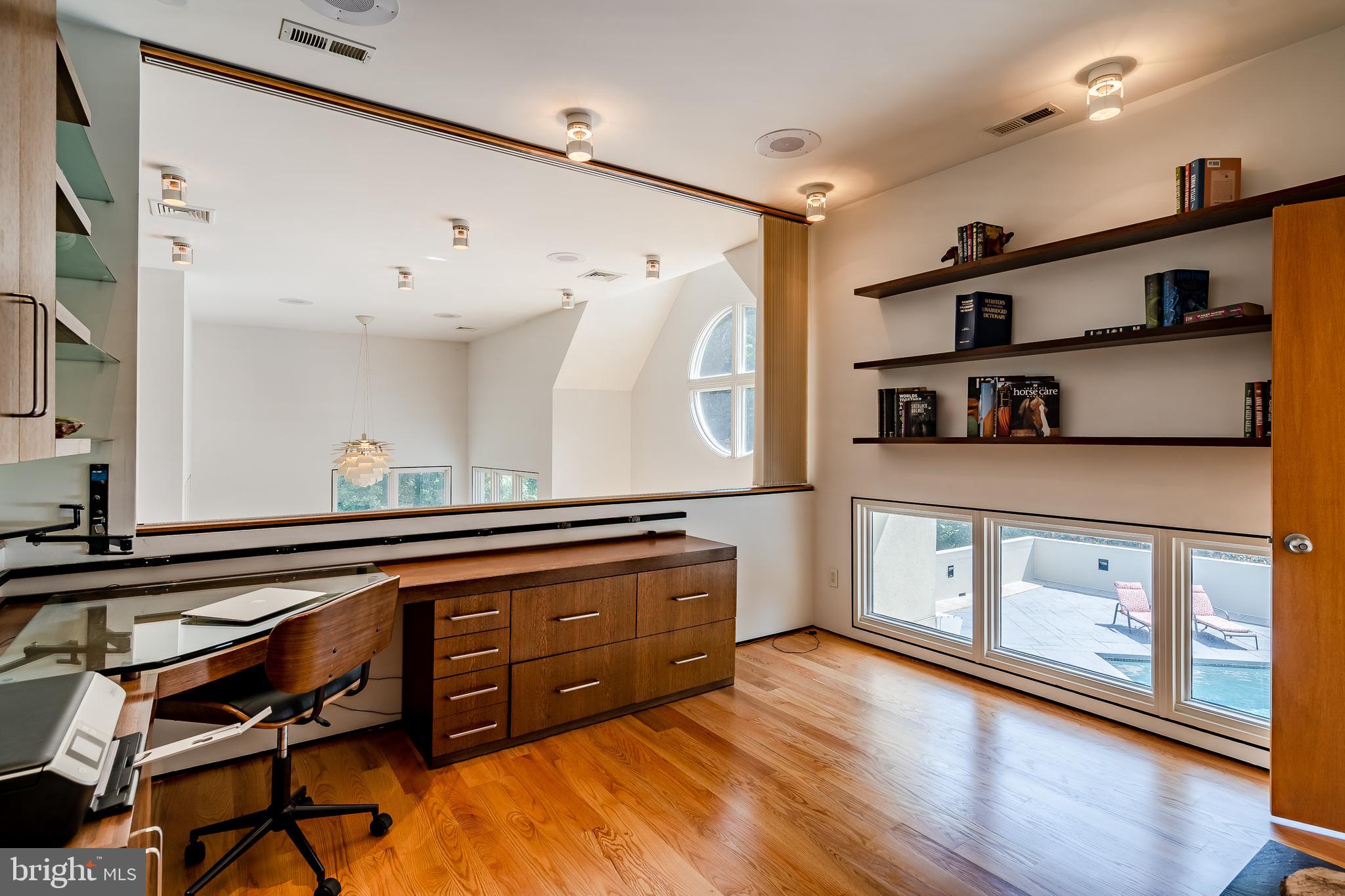 ASHFORD - Residential