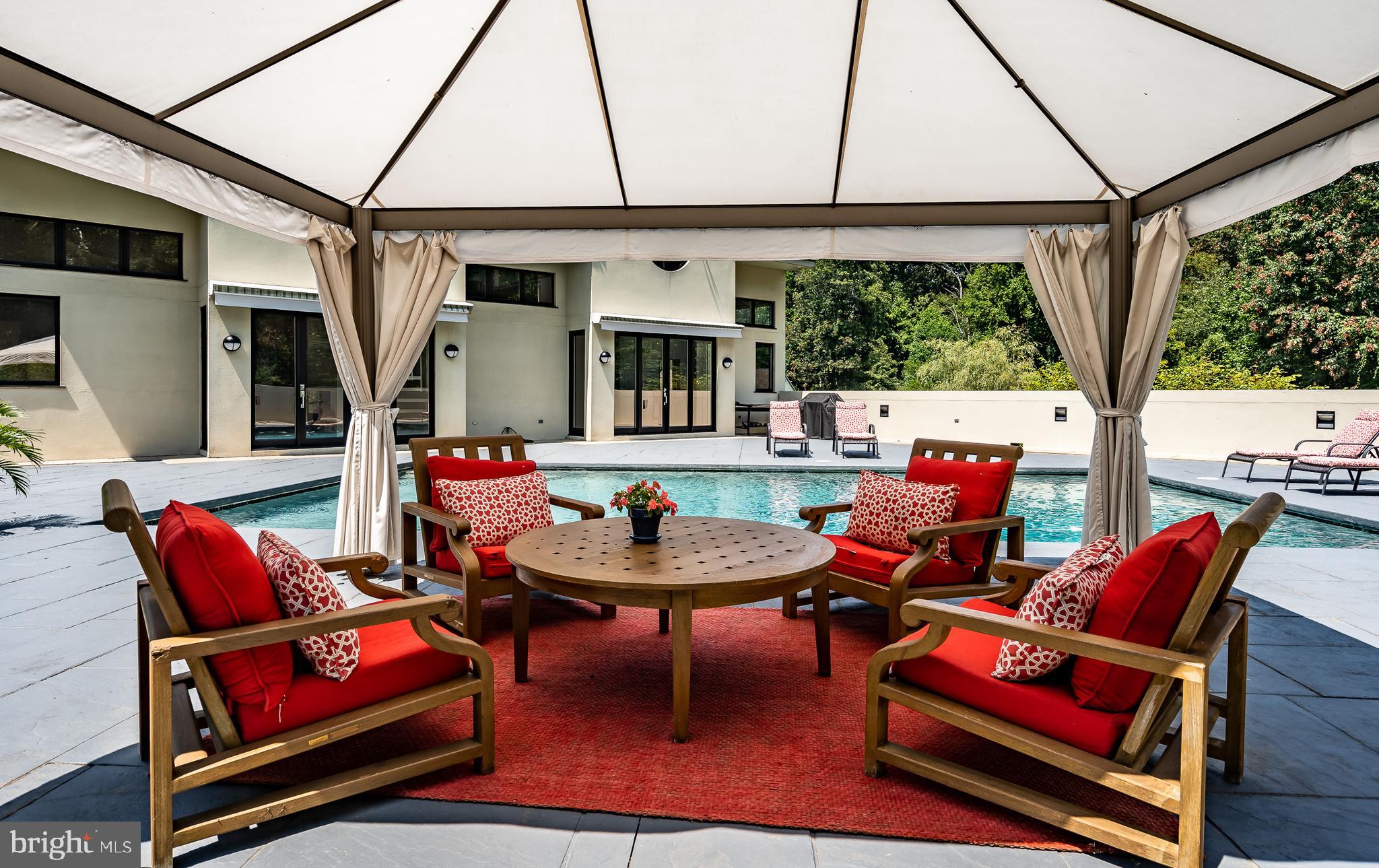 ASHFORD - Residential