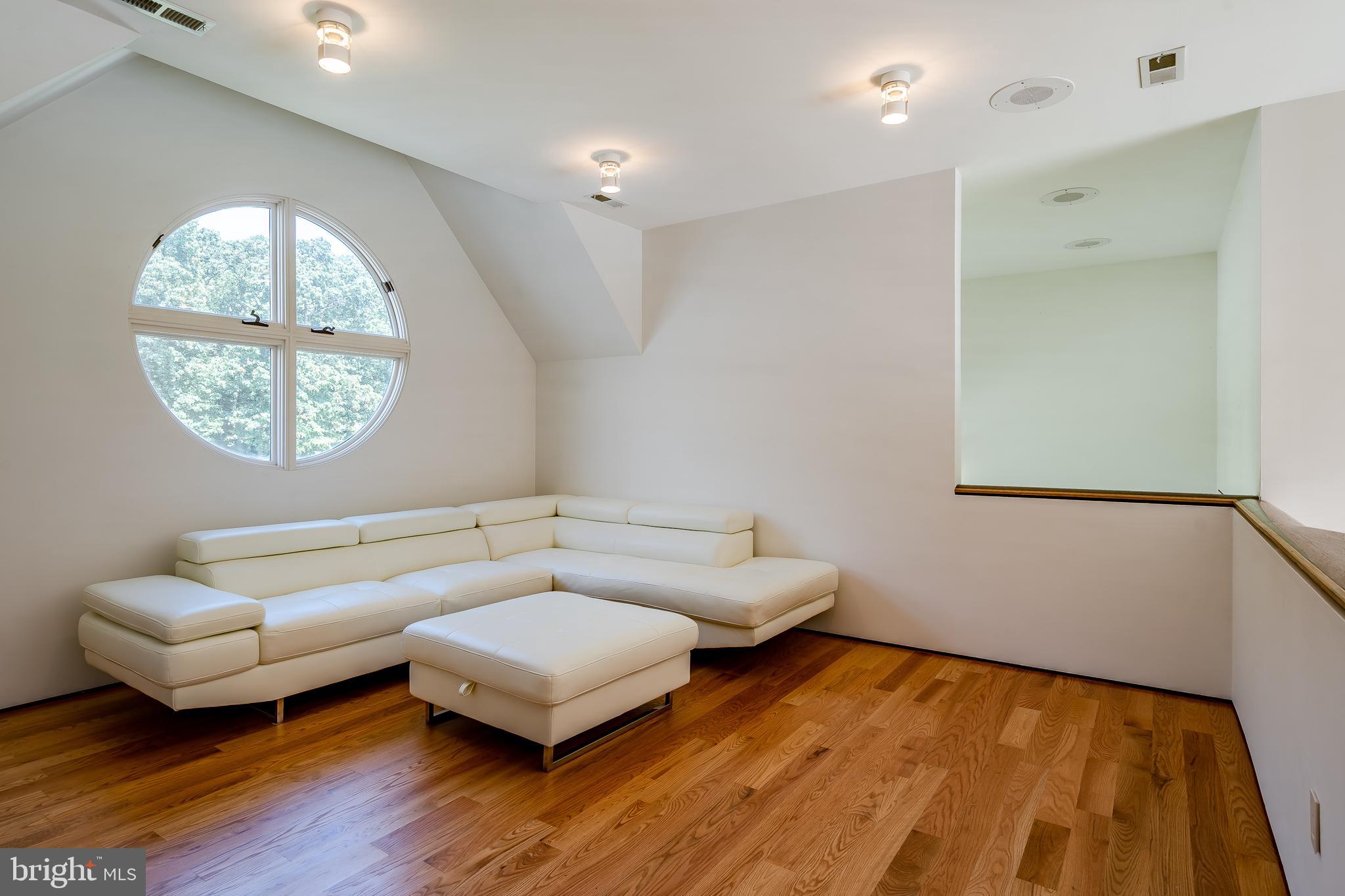 ASHFORD - Residential