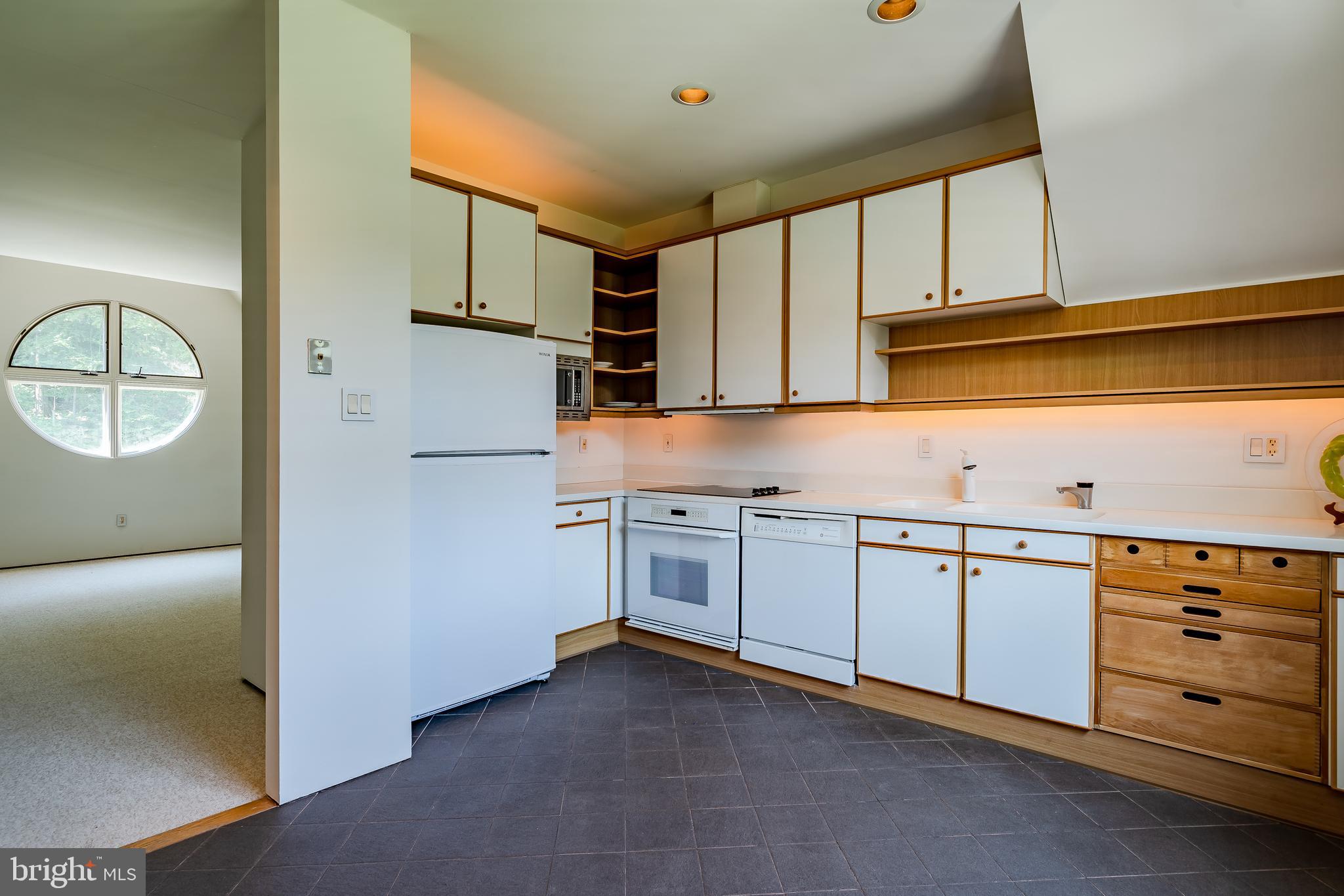 ASHFORD - Residential