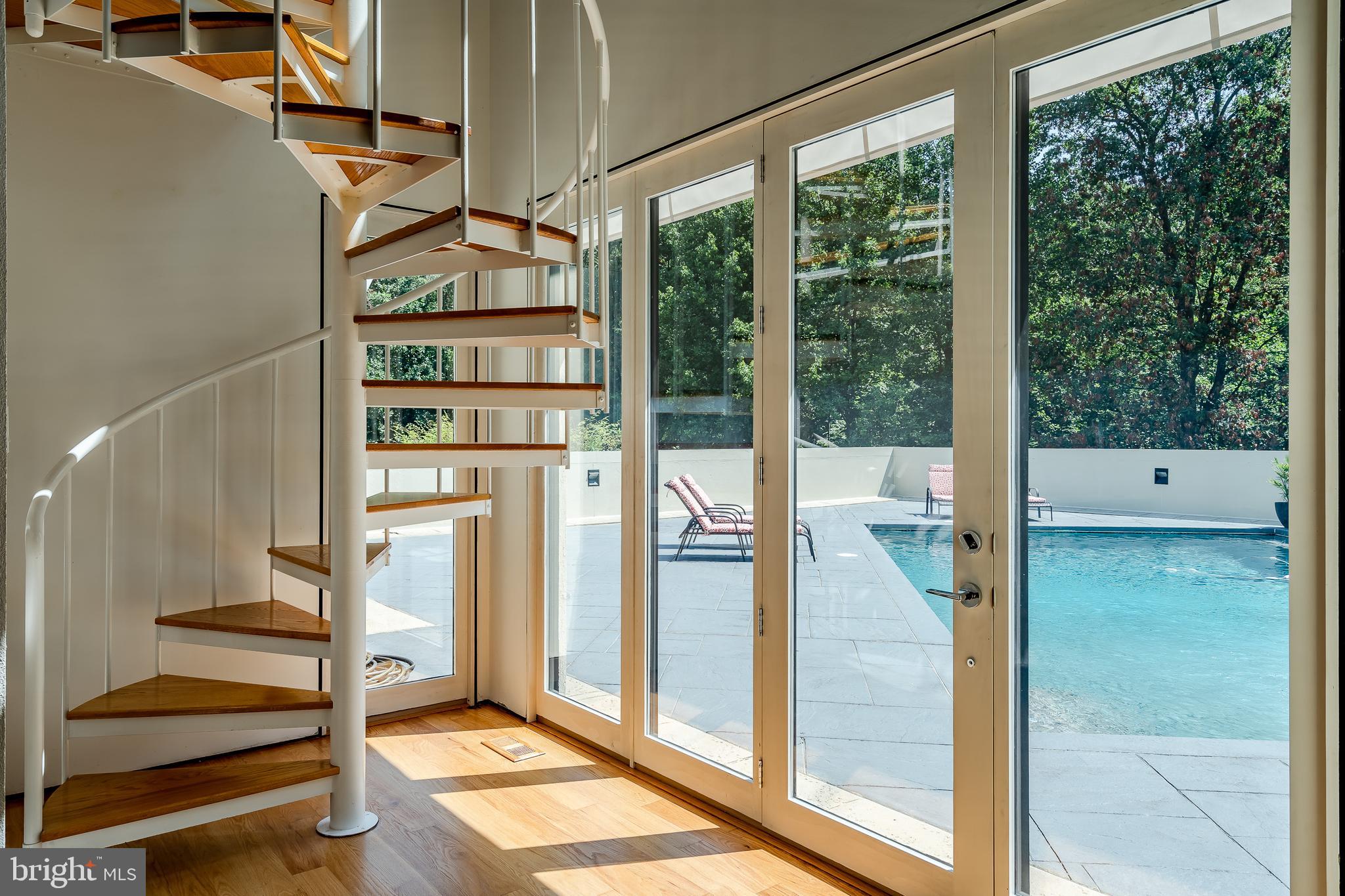 ASHFORD - Residential